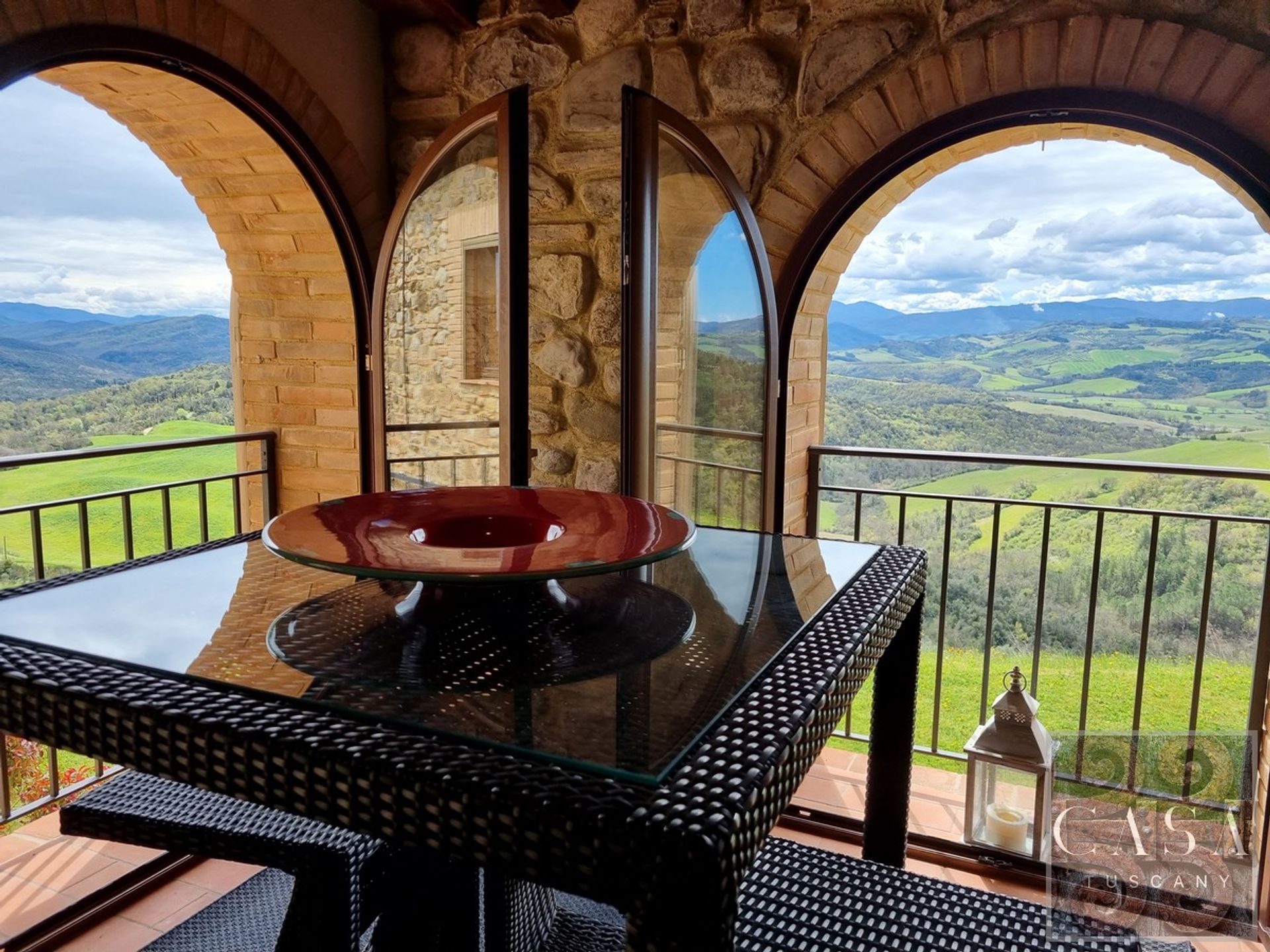 عمارات في Volterra, Tuscany 12085989