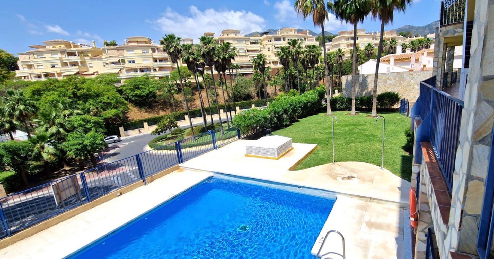 Condominium in Benalmádena, Andalucía 12087852