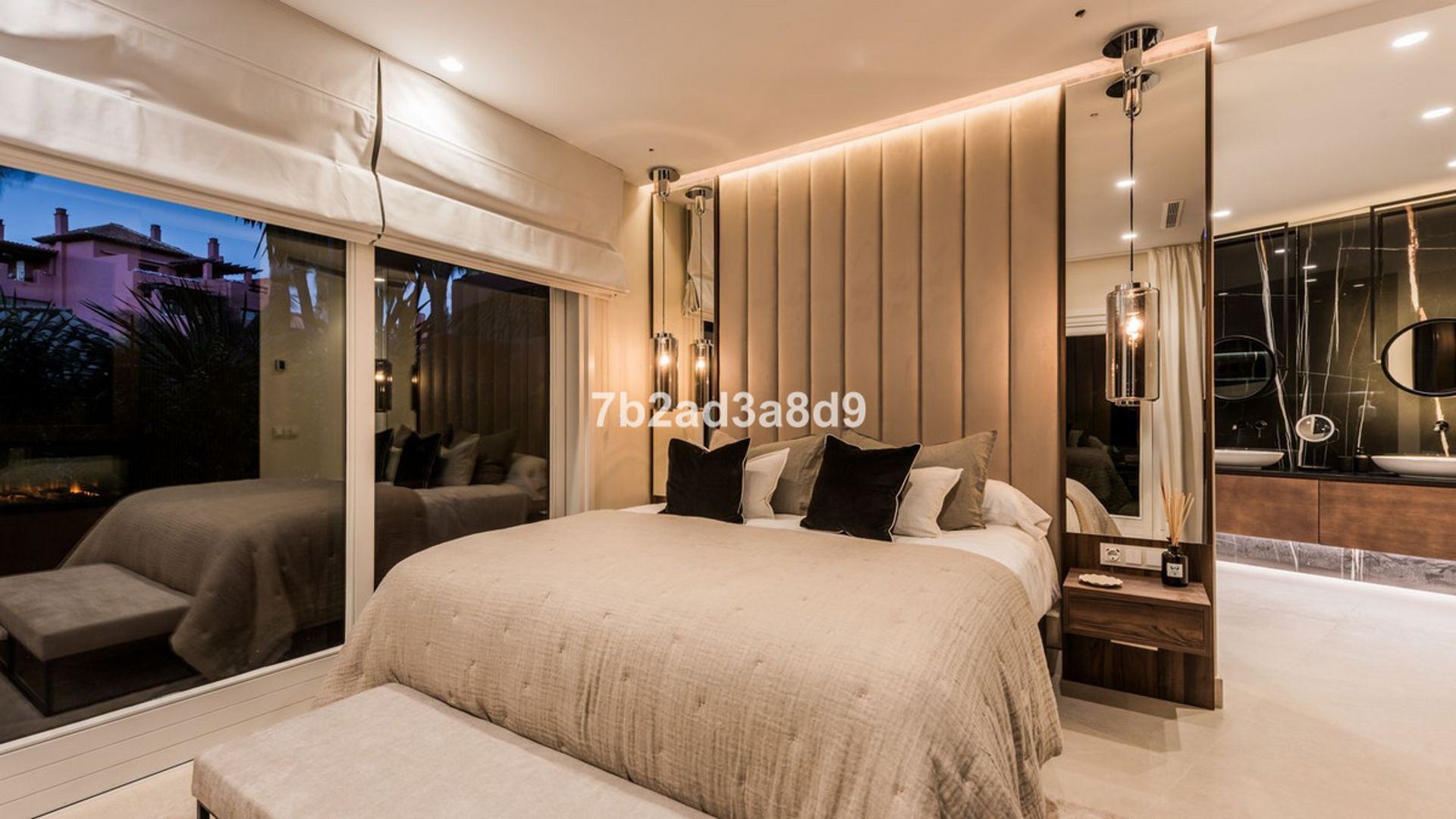 Condominium in Marbella, Andalucía 12087876