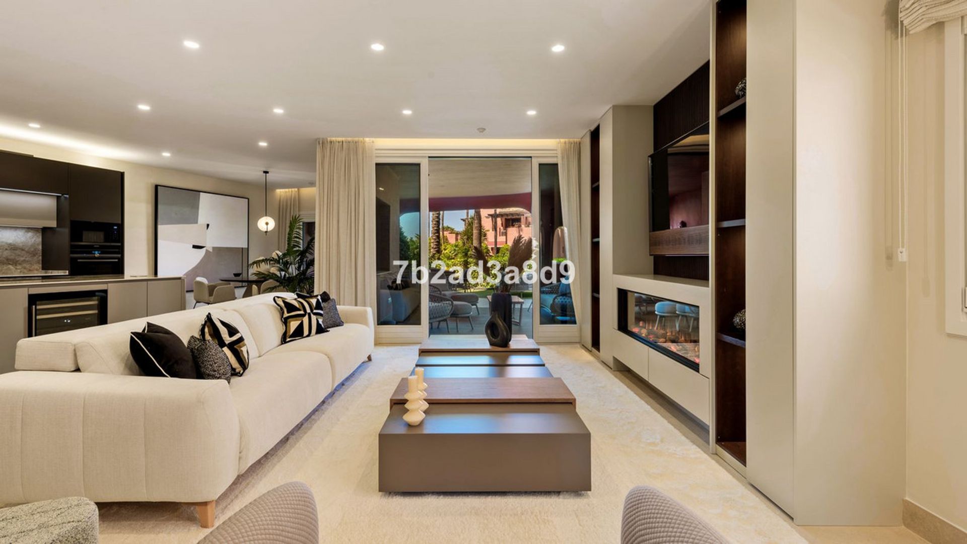 Condominium in Marbella, Andalusië 12087876