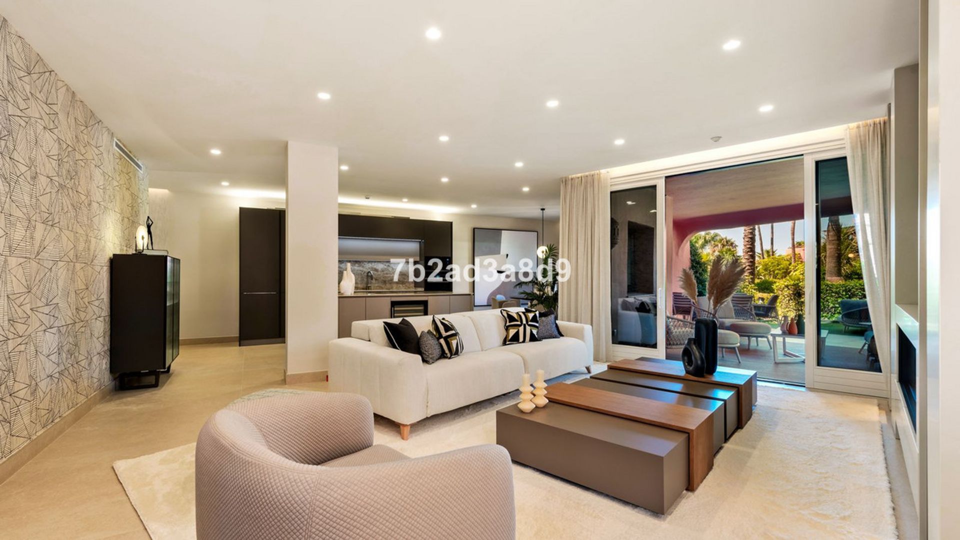 Condominium in Marbella, Andalusië 12087876