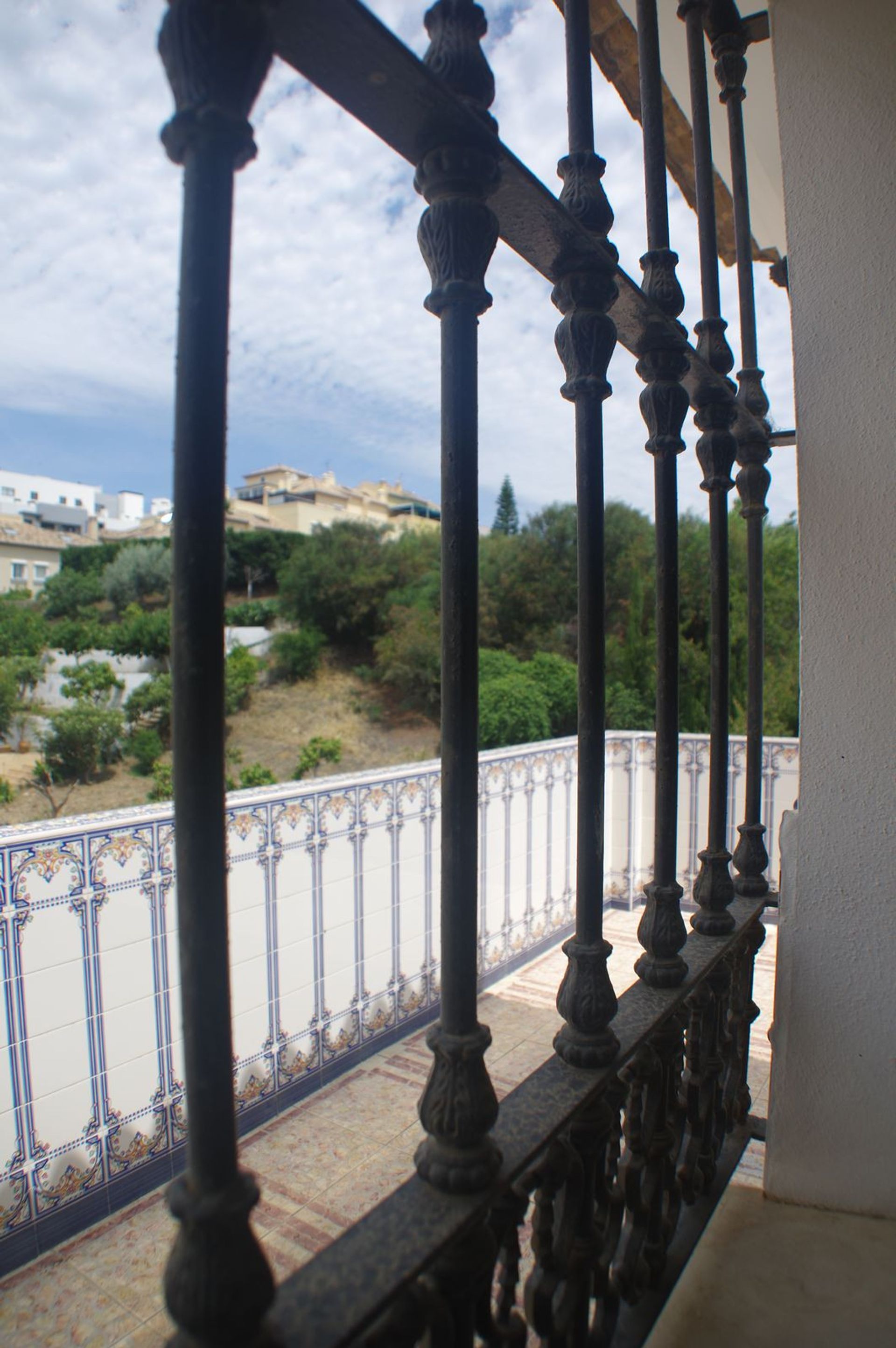 Condominium in Estepona, Andalucía 12087924