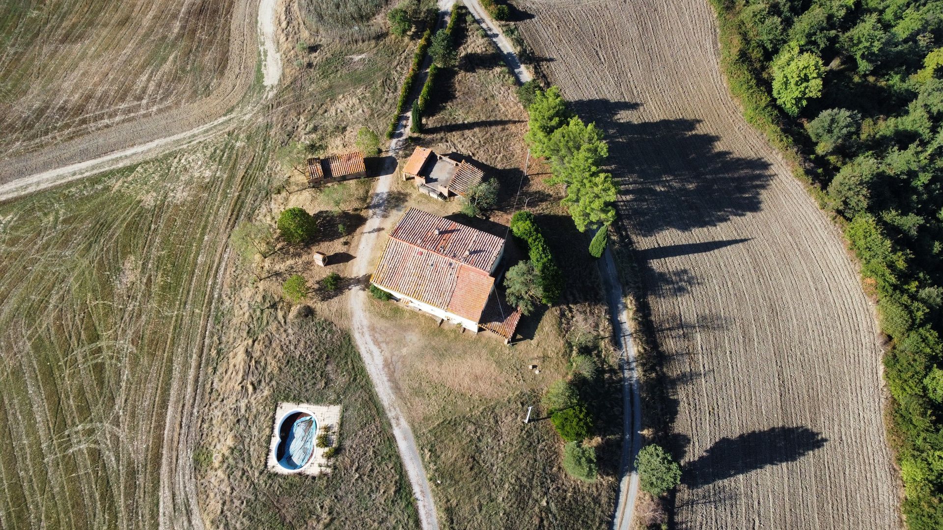 rumah dalam Volterra, Tuscany 12088258