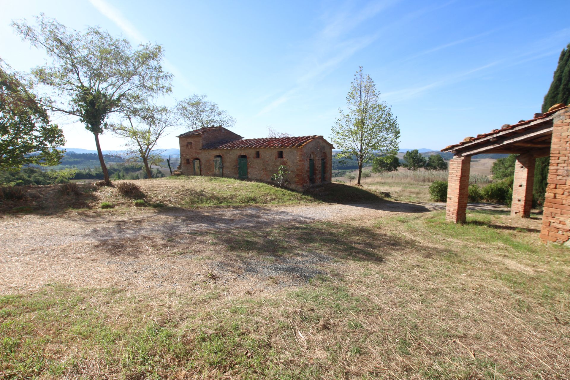 rumah dalam Volterra, Tuscany 12088258