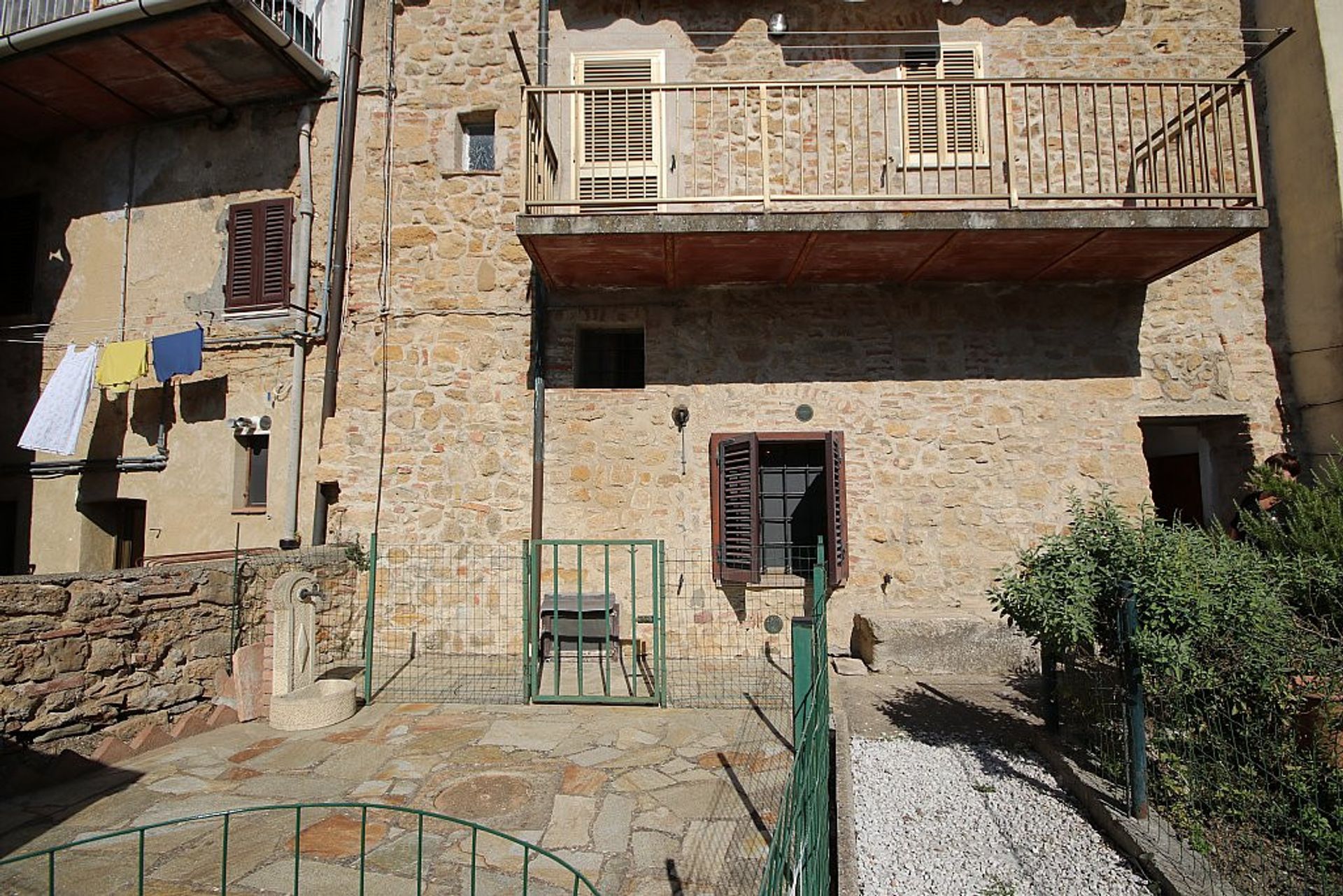 Kondominium dalam Volterra, Tuscany 12088266