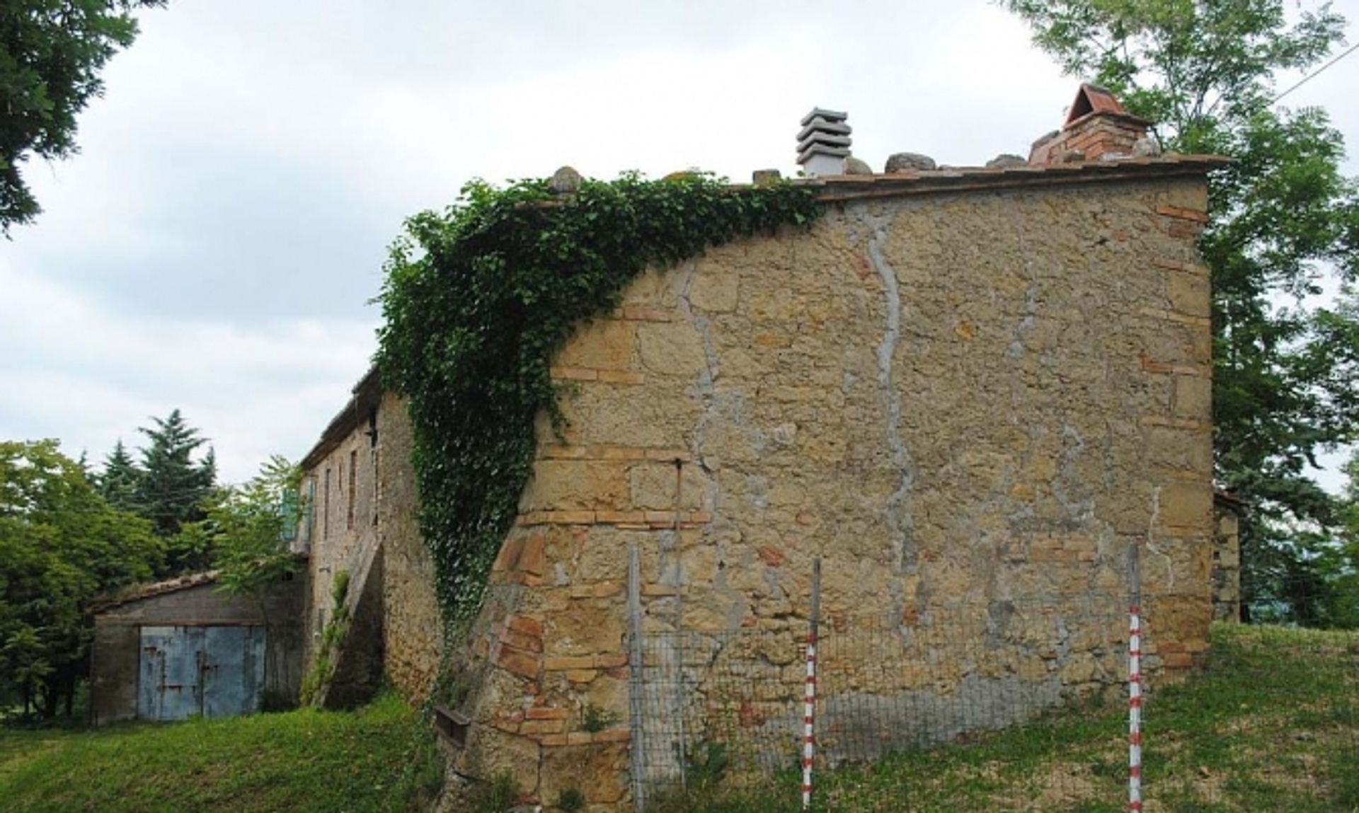 σπίτι σε Volterra, Tuscany 12088289