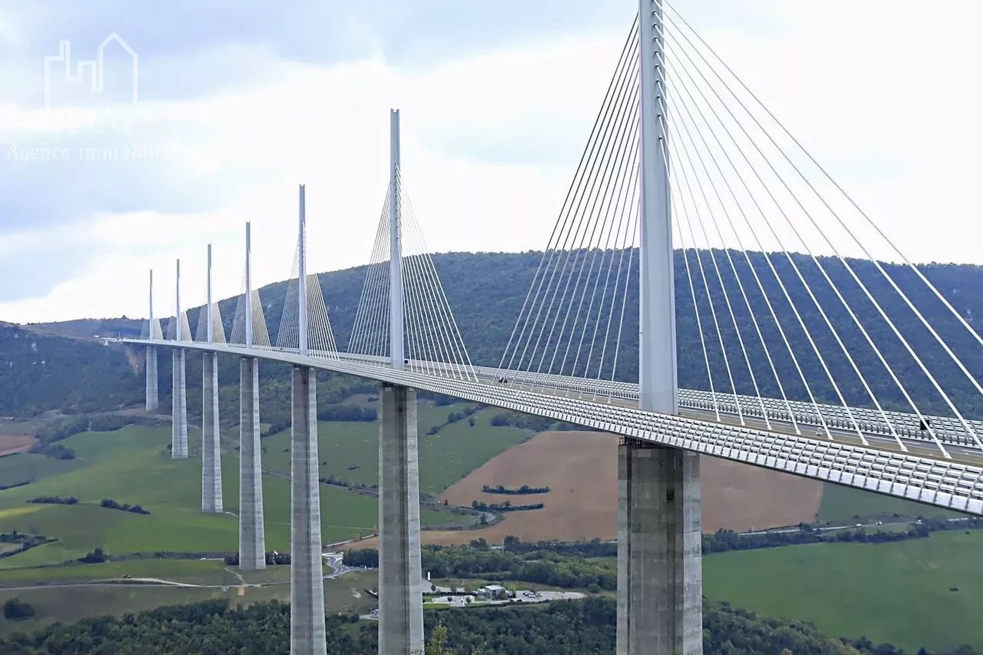 אַחֵר ב Millau, Aveyron 12088379