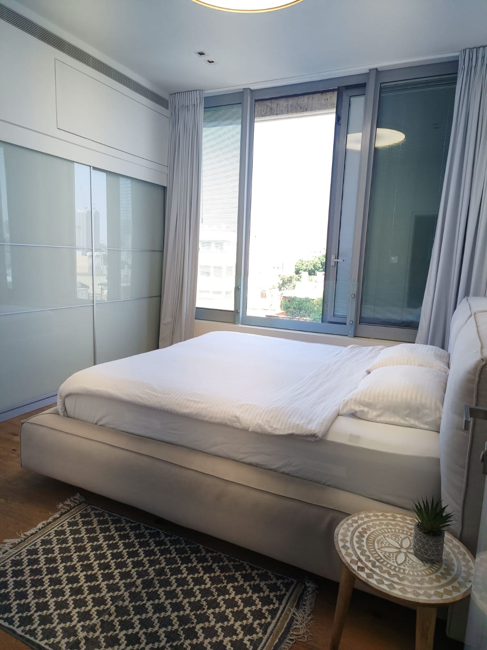 Condominio en Tel Aviv-Yafo, Frishman Street 12088491