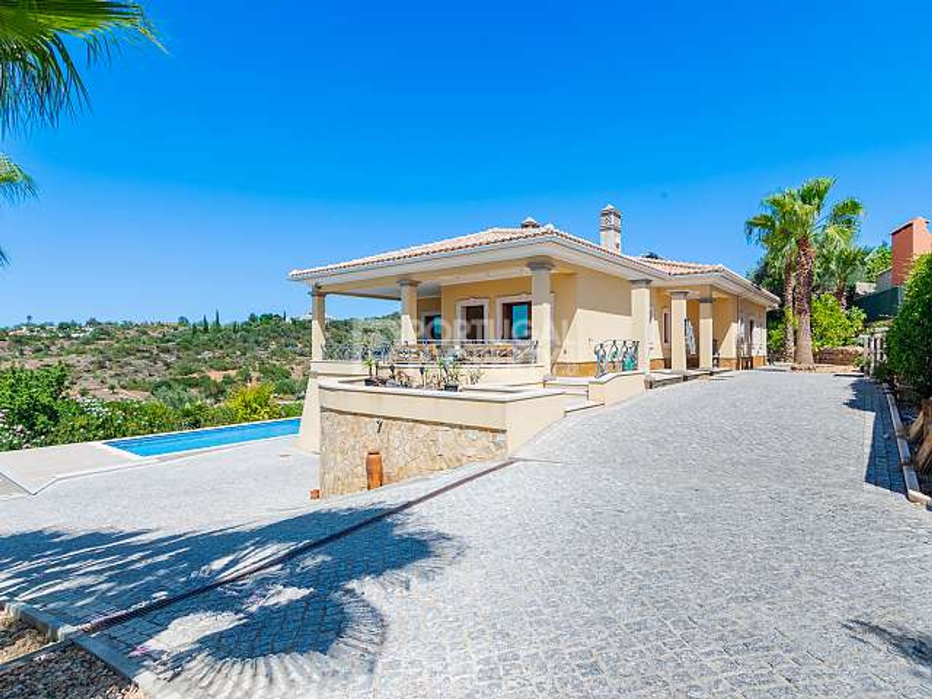 House in Loulé, Faro District 12089638