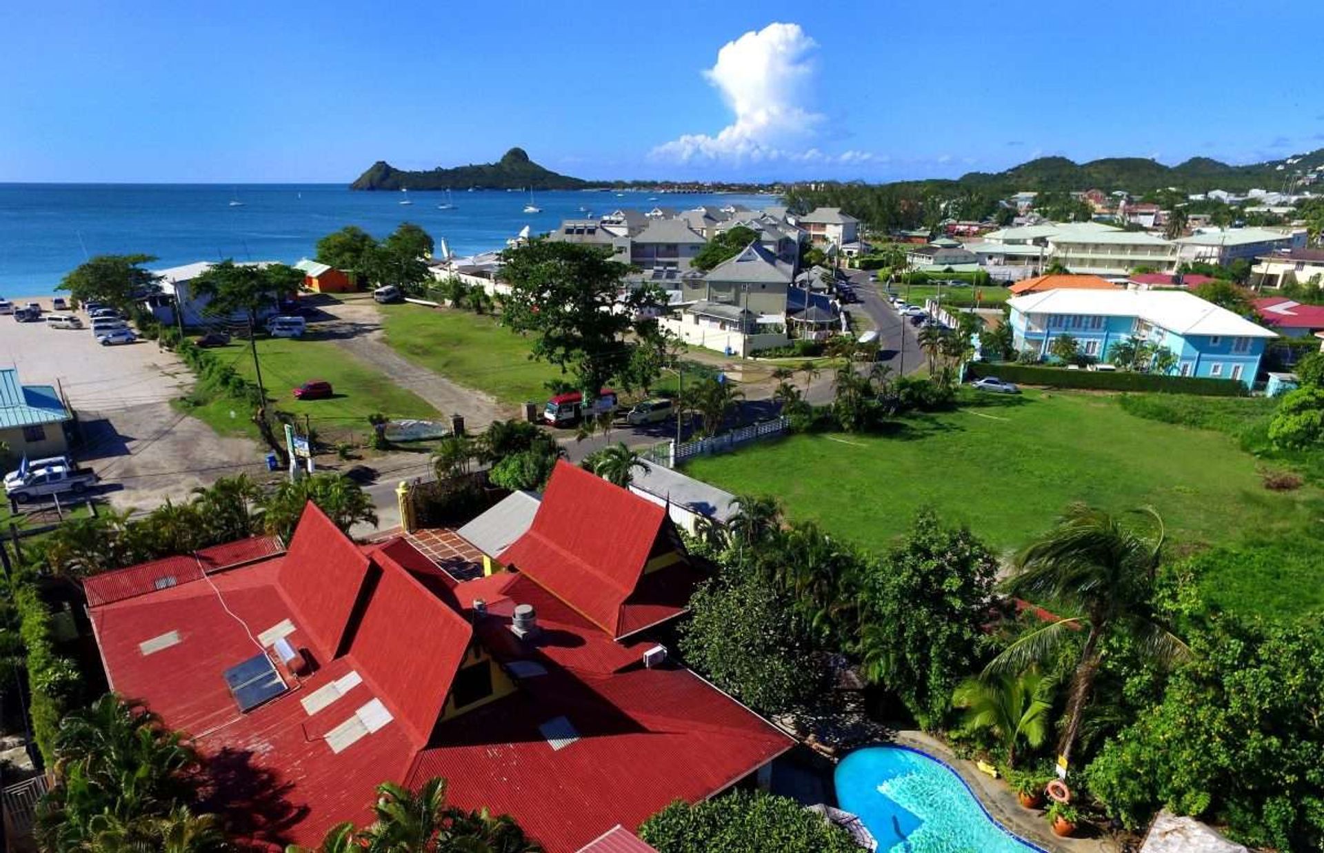 Λιανεμποριο σε Rodney Bay, Gros Islet 12089653