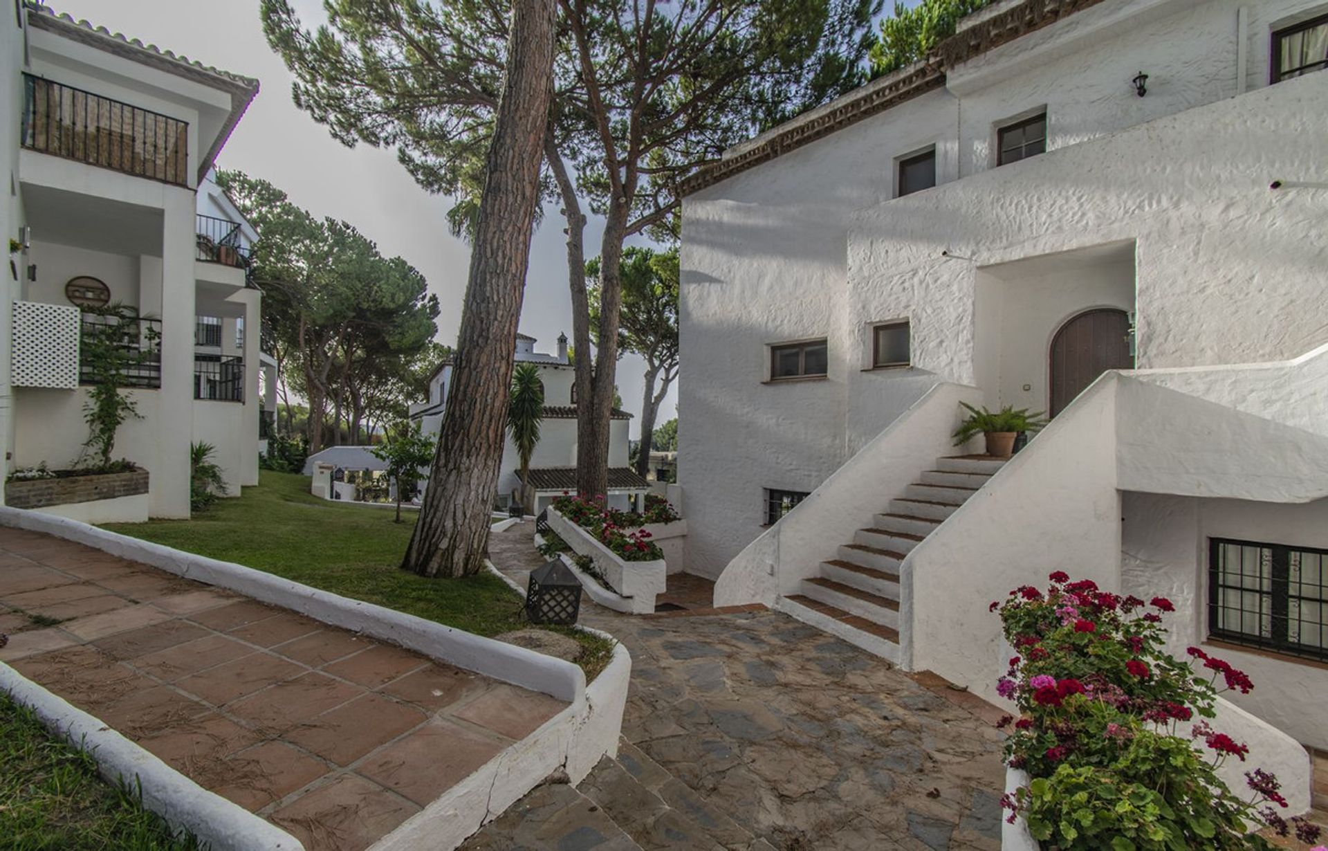 Condominio en Marbella, Andalucía 12090378