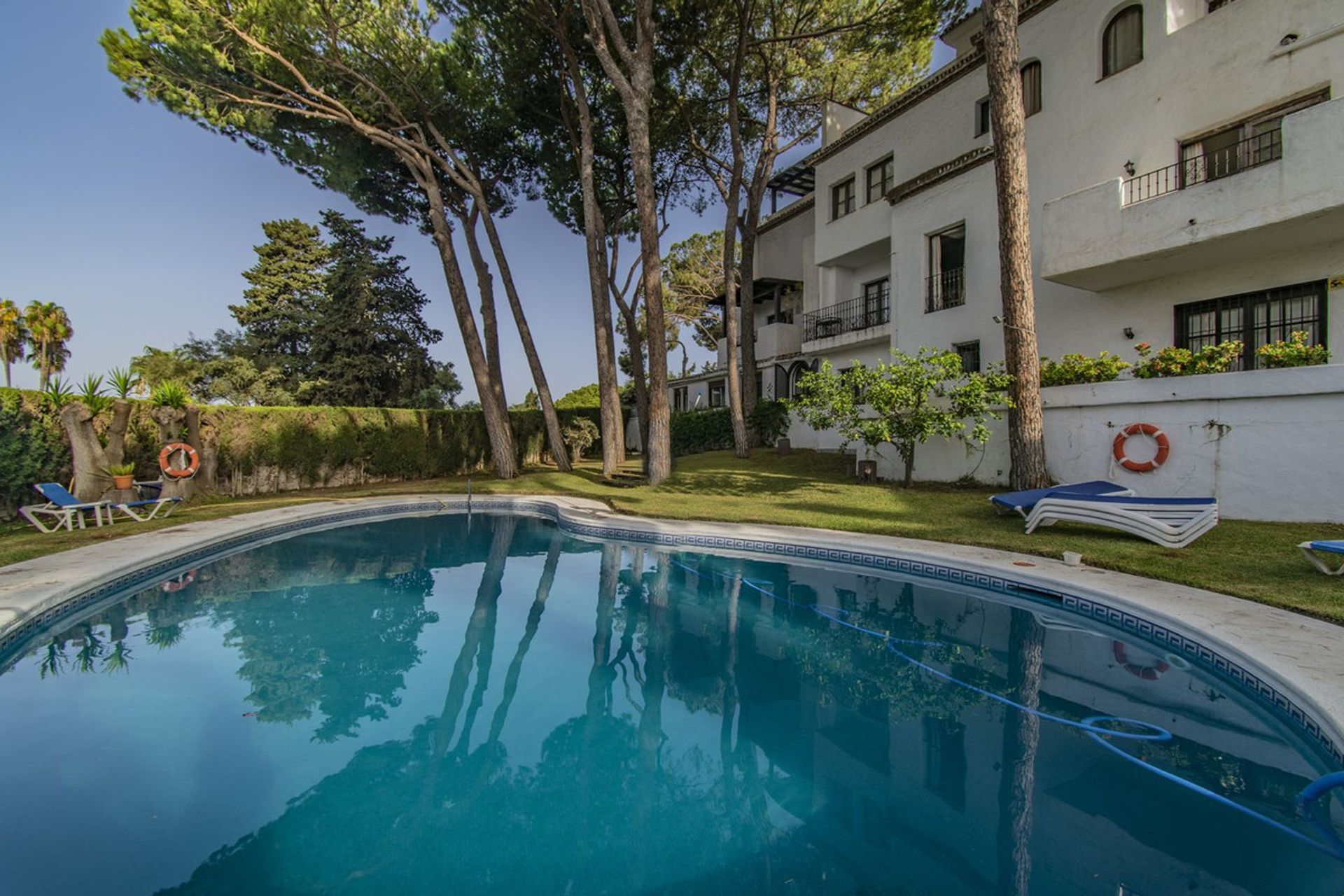 Condominio en Marbella, Andalucía 12090378