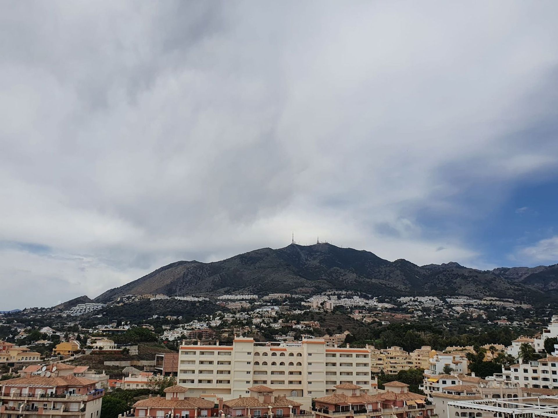 Condominio nel Benalmádena, Andalucía 12090915