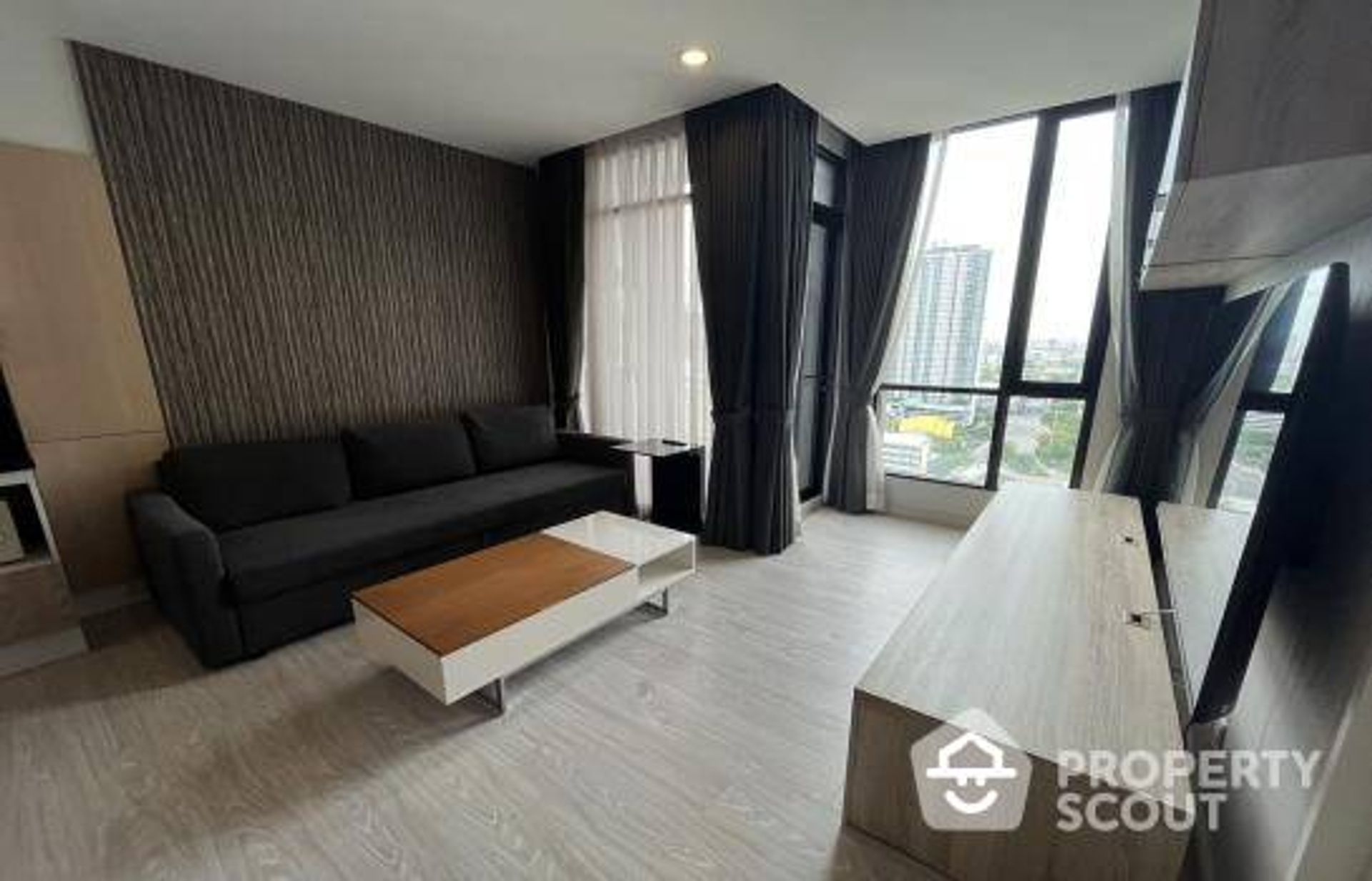 Condominium in Watthana, Krung Thep Maha Nakhon 12091783