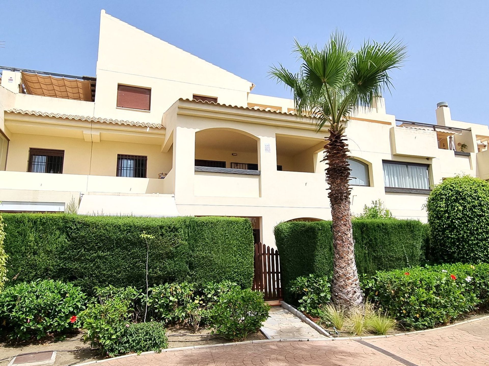 Condominium in , Andalucía 12092598