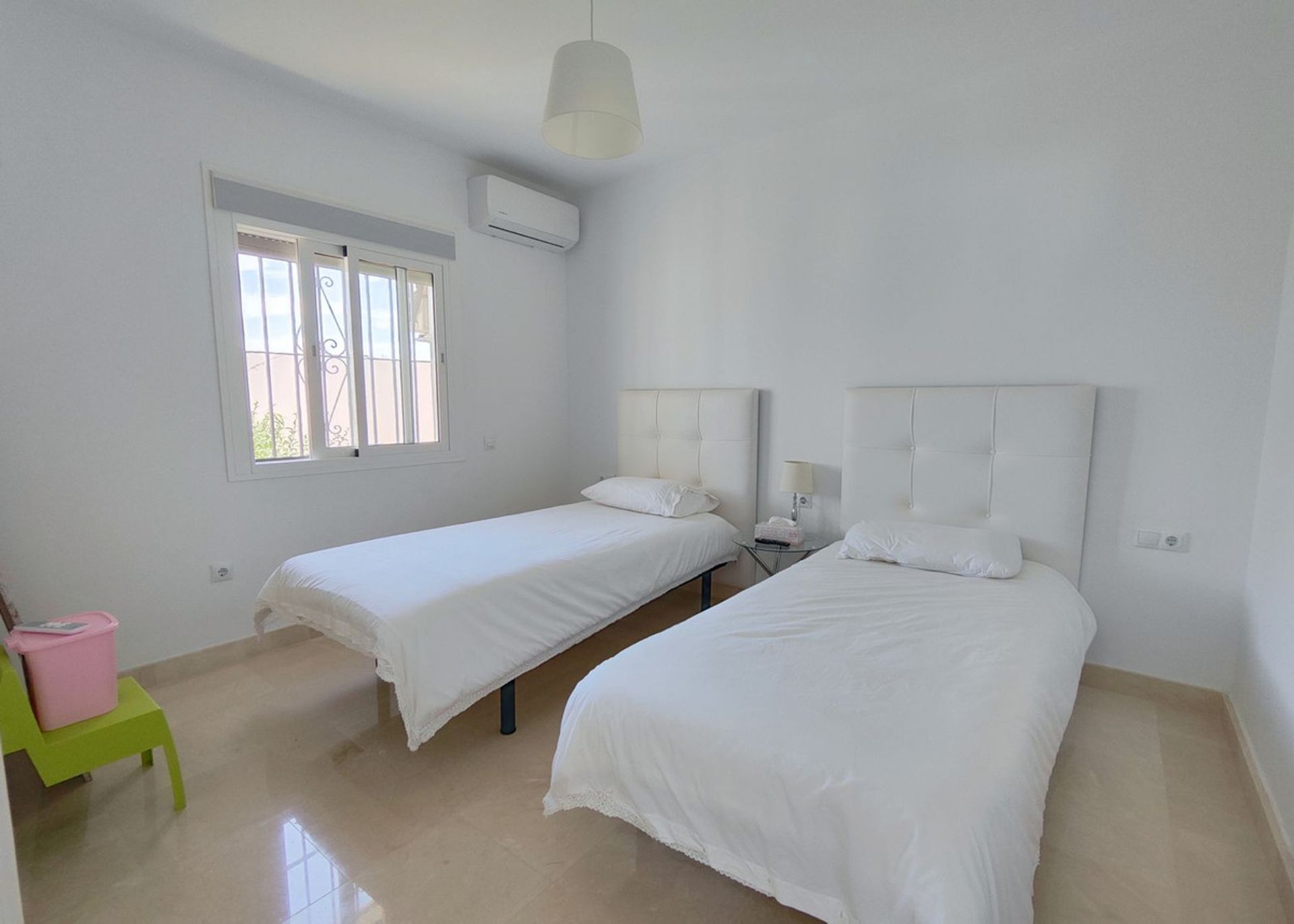 Huis in Estepona, Andalucía 12093256