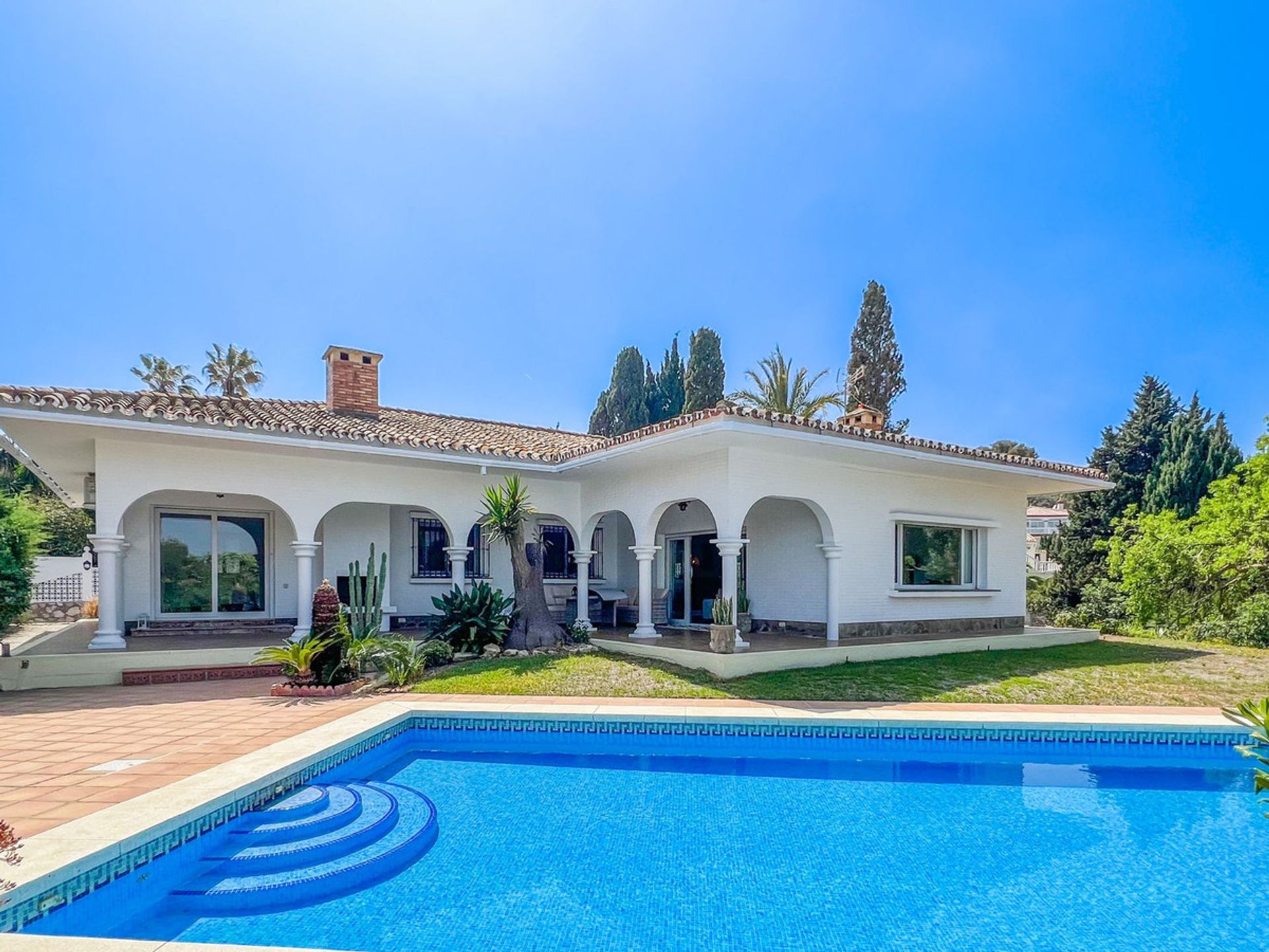 rumah dalam Mijas, Andalusia 12093372