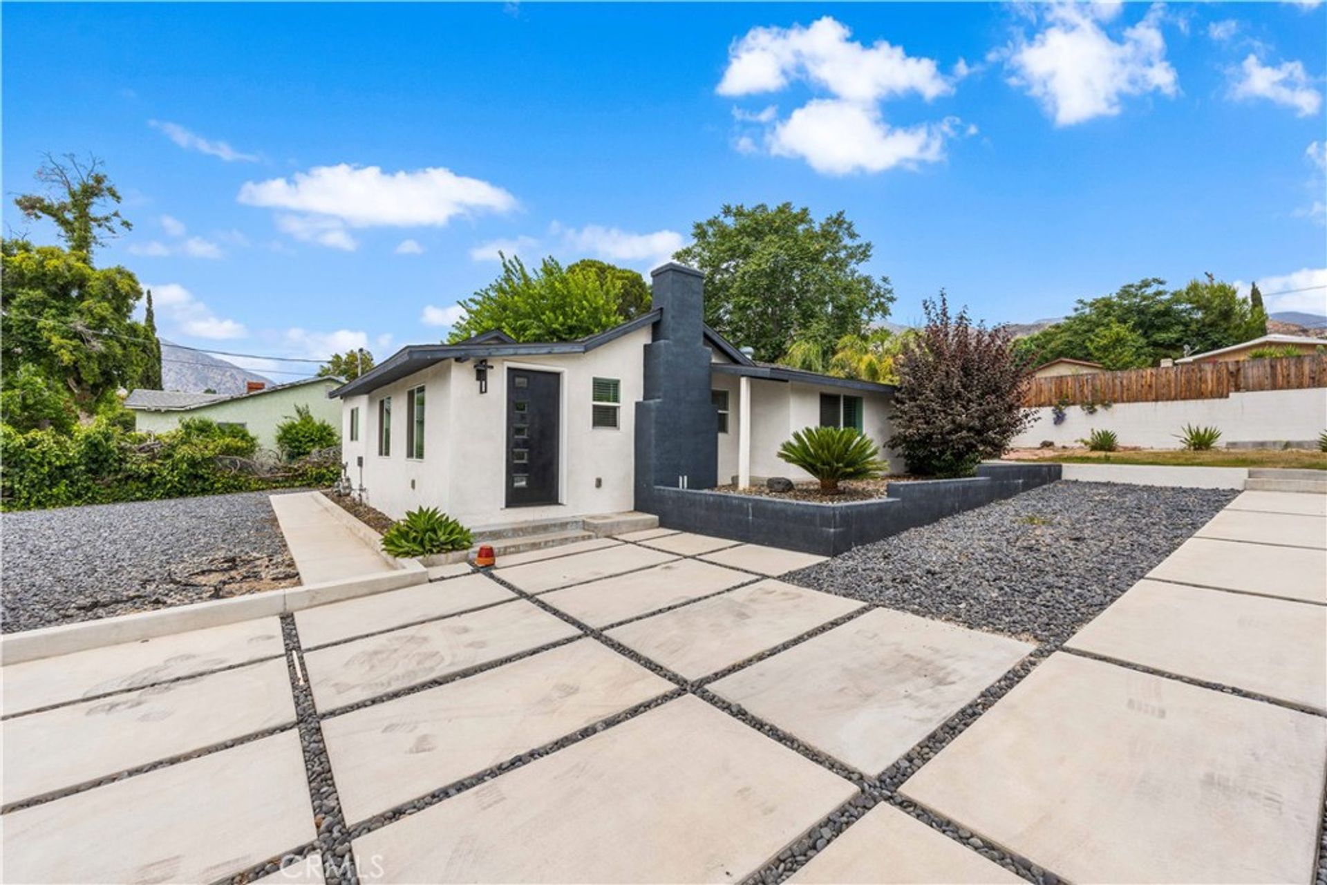 House in Shadow Hills, California 12094222