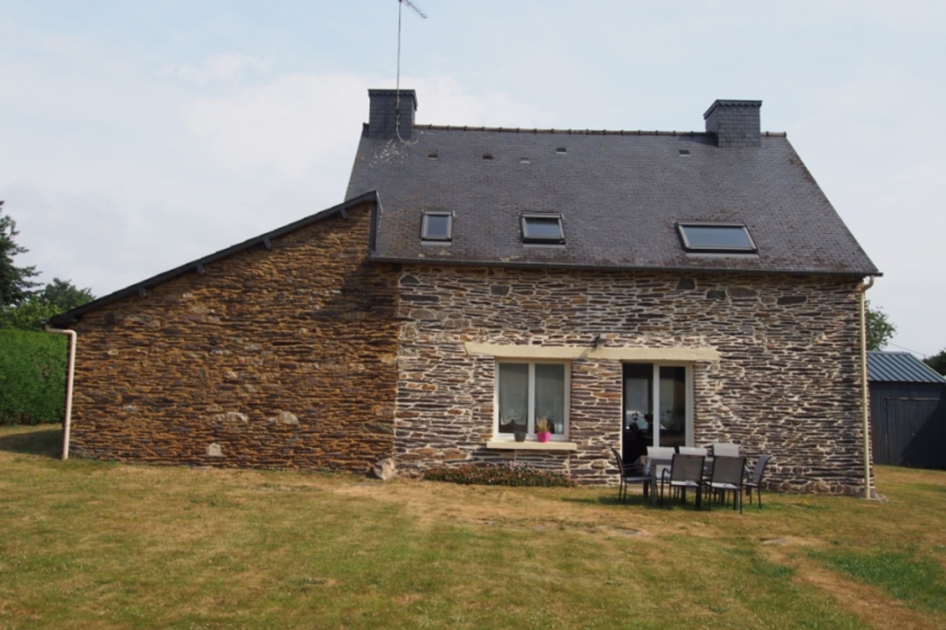 Rumah di Monteneuf, Bretagne 12098067