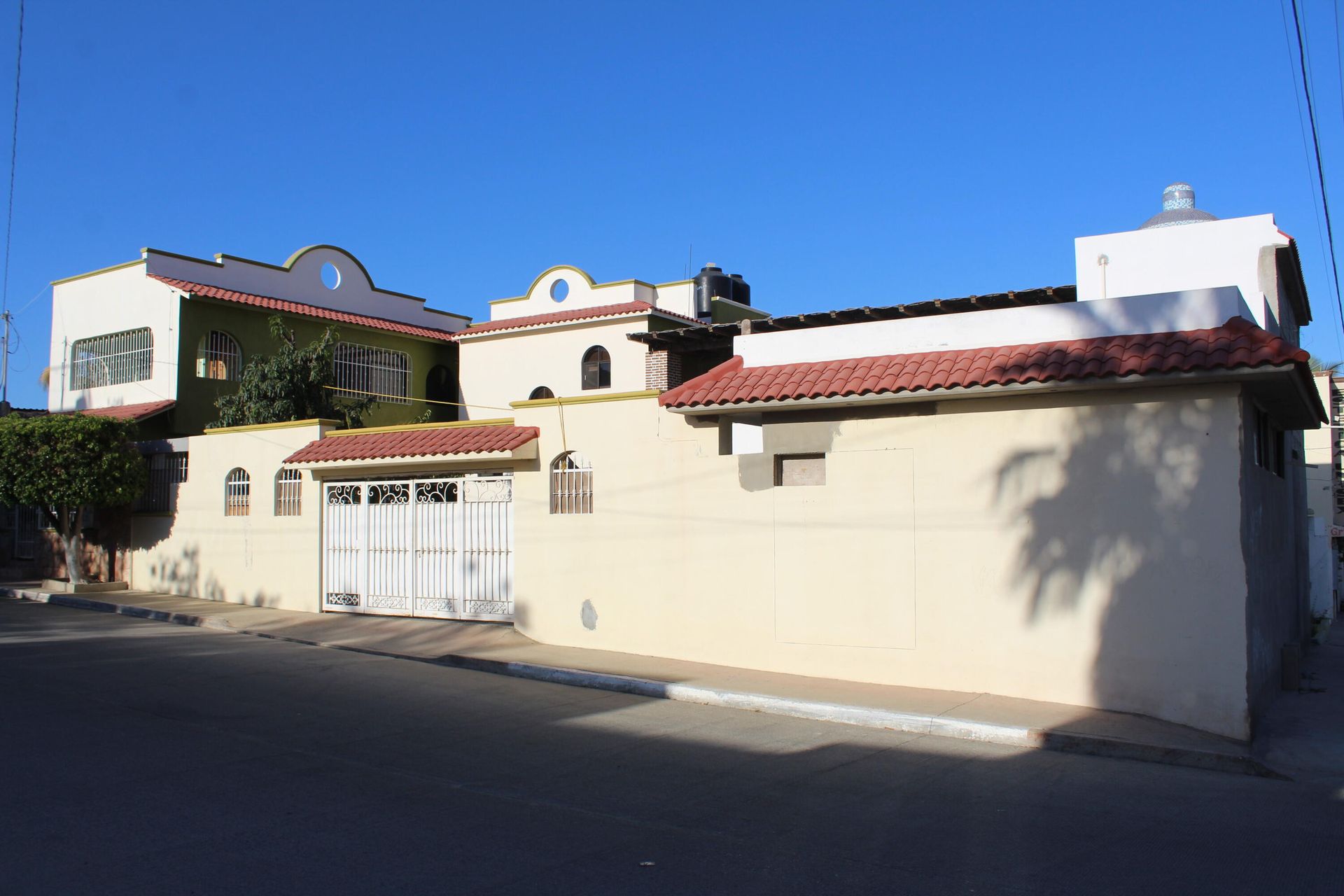 House in Cabo San Lucas, Baja California Sur 12100107