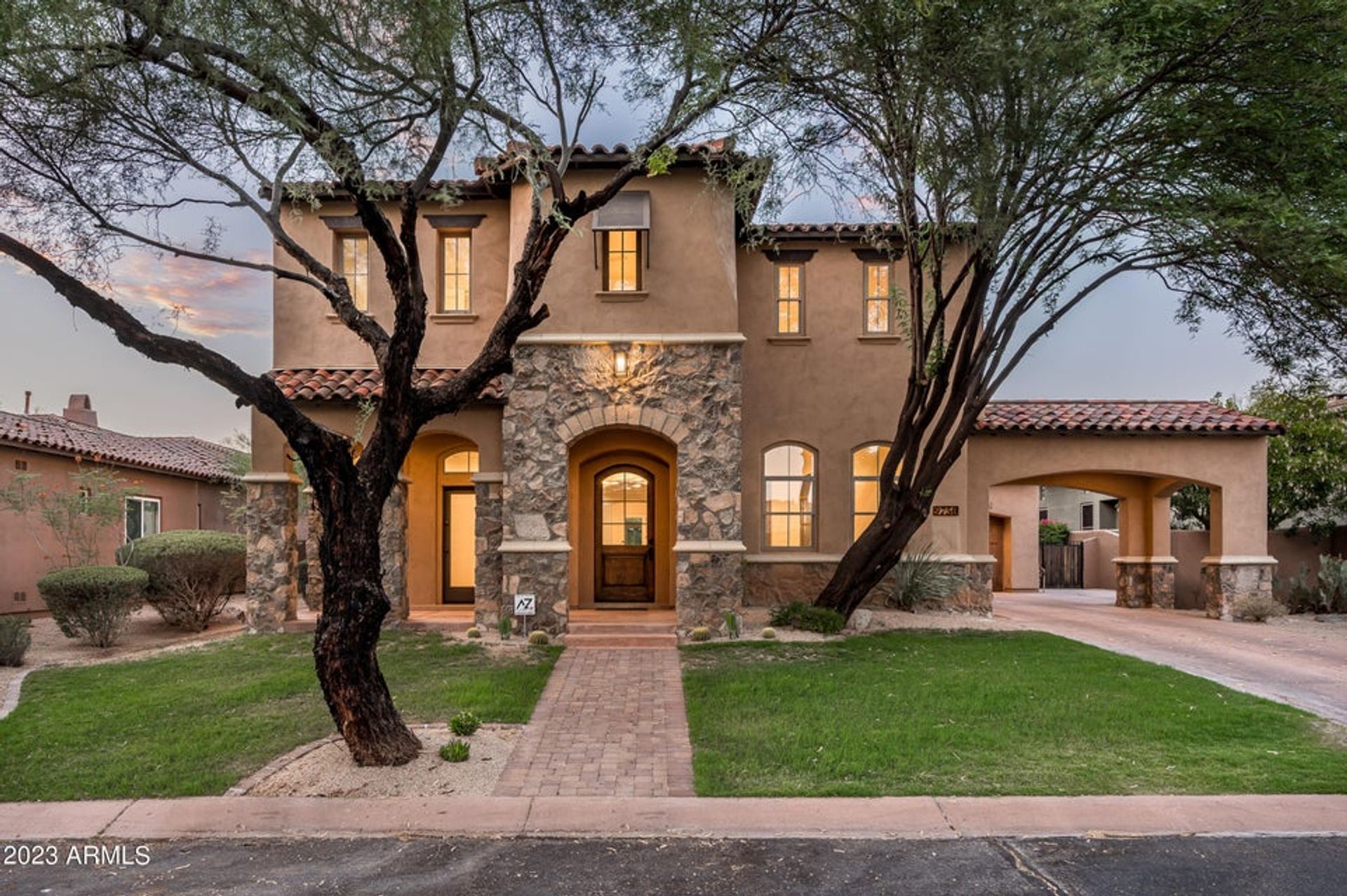 Hus i Scottsdale, 9750 East Mountain Spring Road 12100187