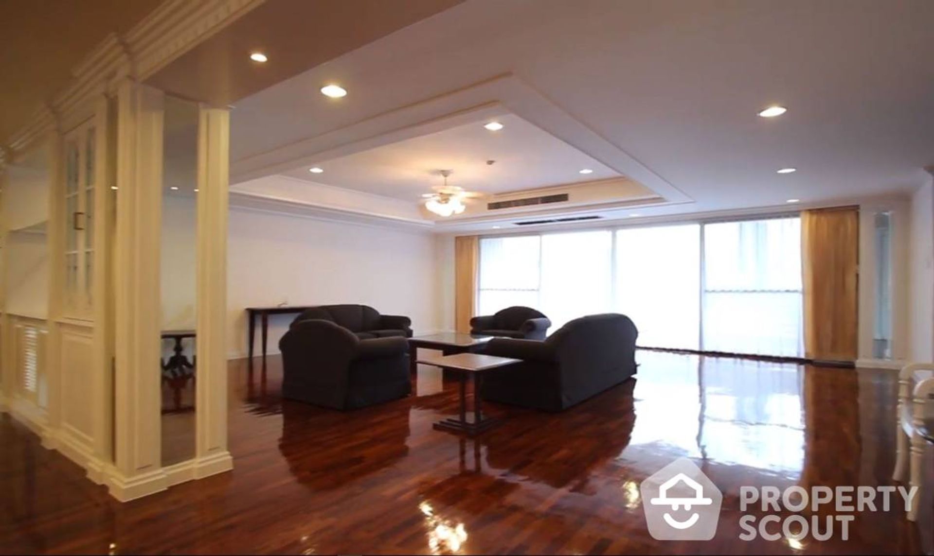 Condominium in Watthana, Krung Thep Maha Nakhon 12102097