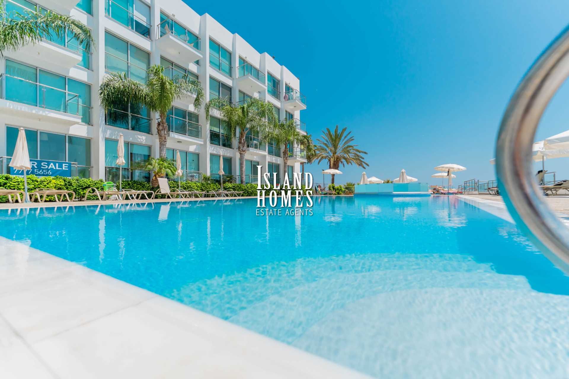 Condominium dans Agía Napa, Ammochostos 12102232