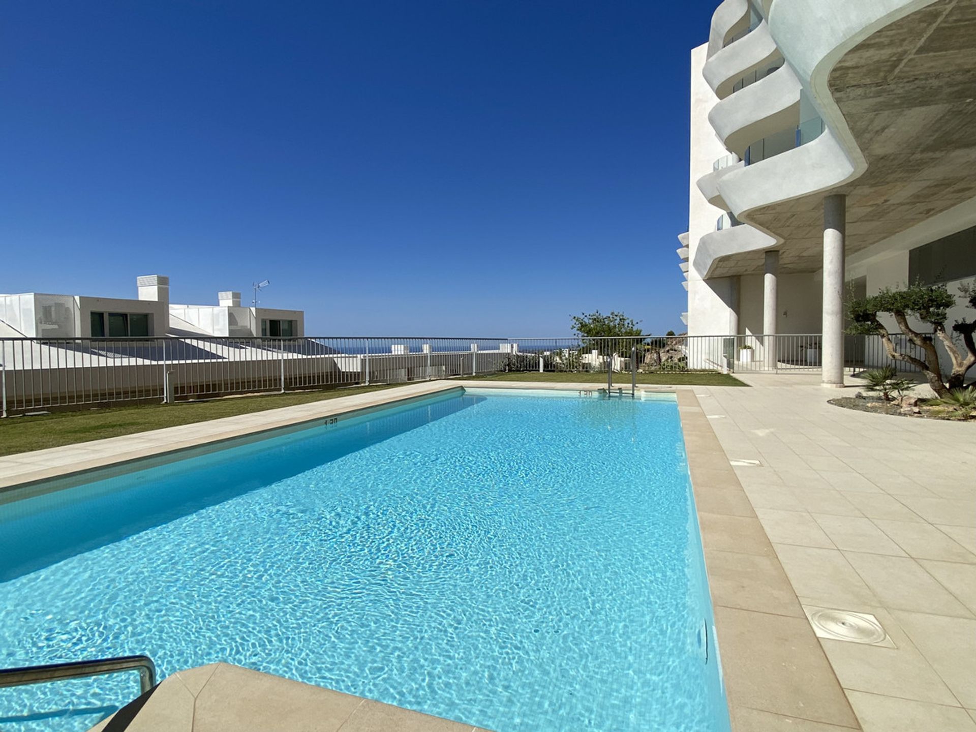 Condominio nel Benalmádena, Andalusia 12103469