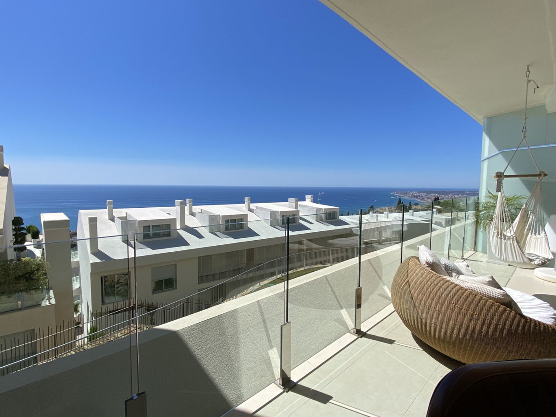 Condominio nel Benalmádena, Andalusia 12103469