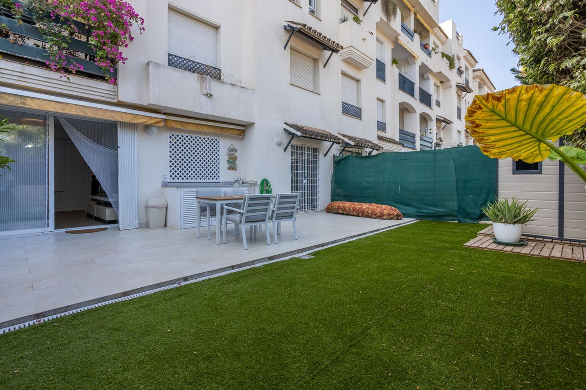 Condominium in San Pedro de Alcántara, Andalusia 12103960