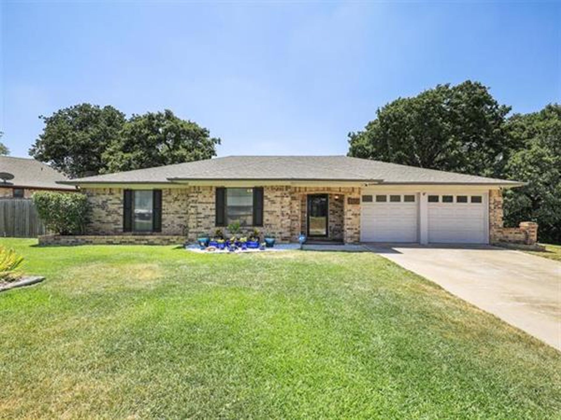 Dom w North Richland Hills, Texas 12104452