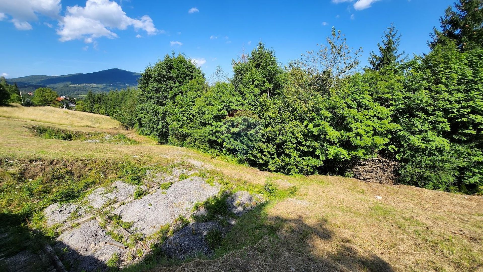 Tierra en Vrbovsko, Primorsko-Goranska Županija 12105826