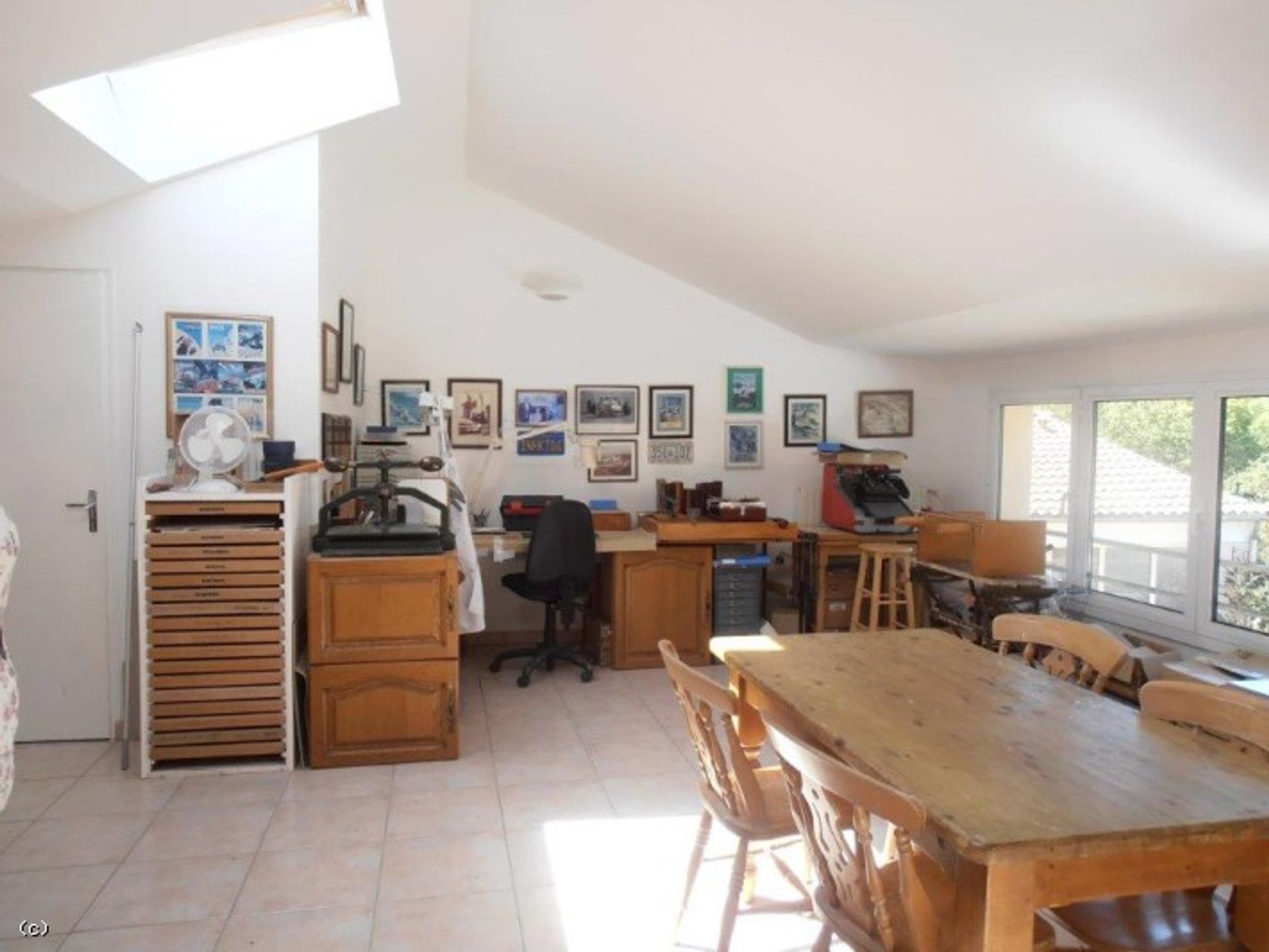 Rumah di Chef-Boutonne, Nouvelle-Aquitaine 12106446