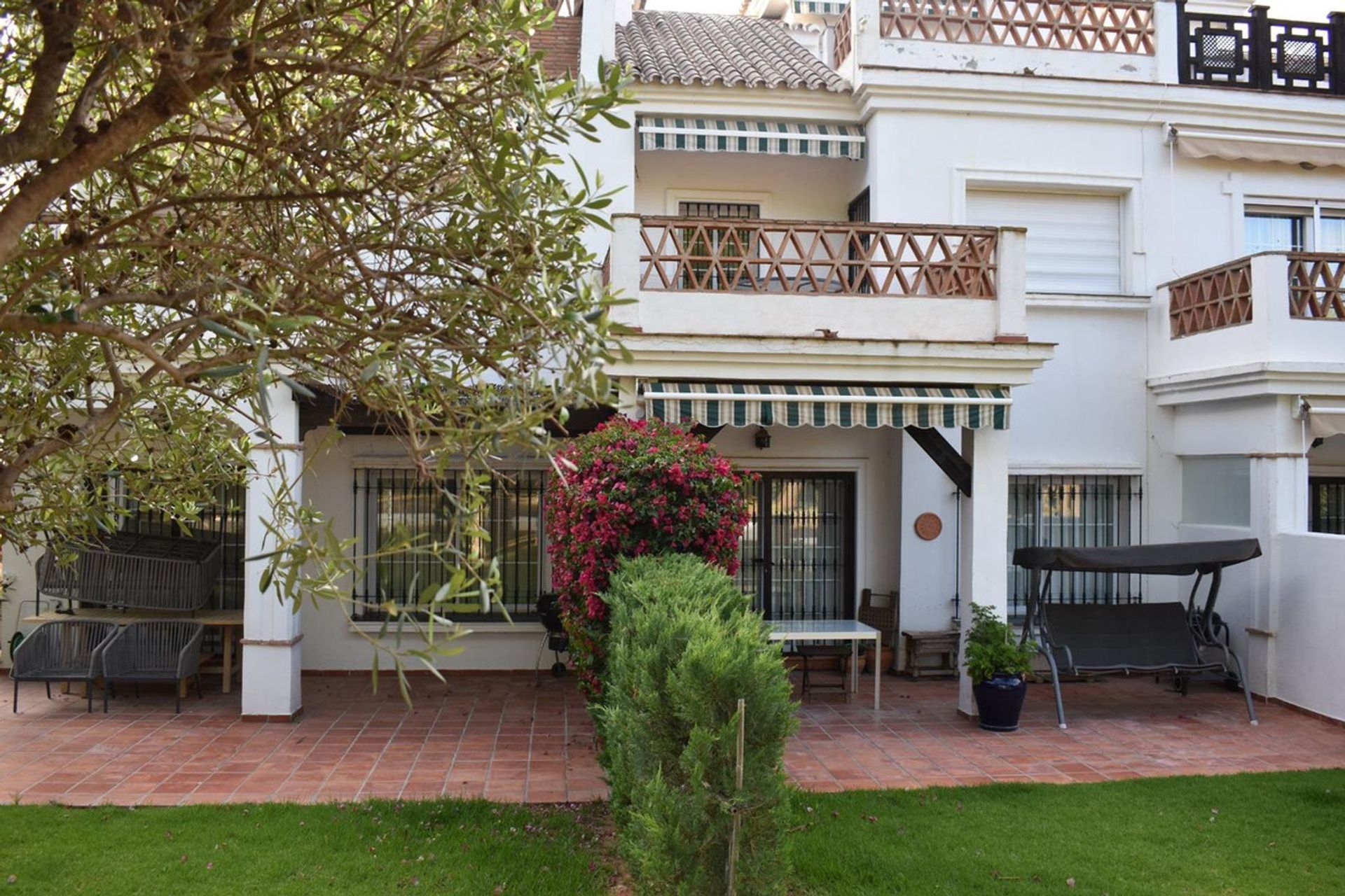 Casa nel Alhaurín de la Torre, Andalusia 12107365