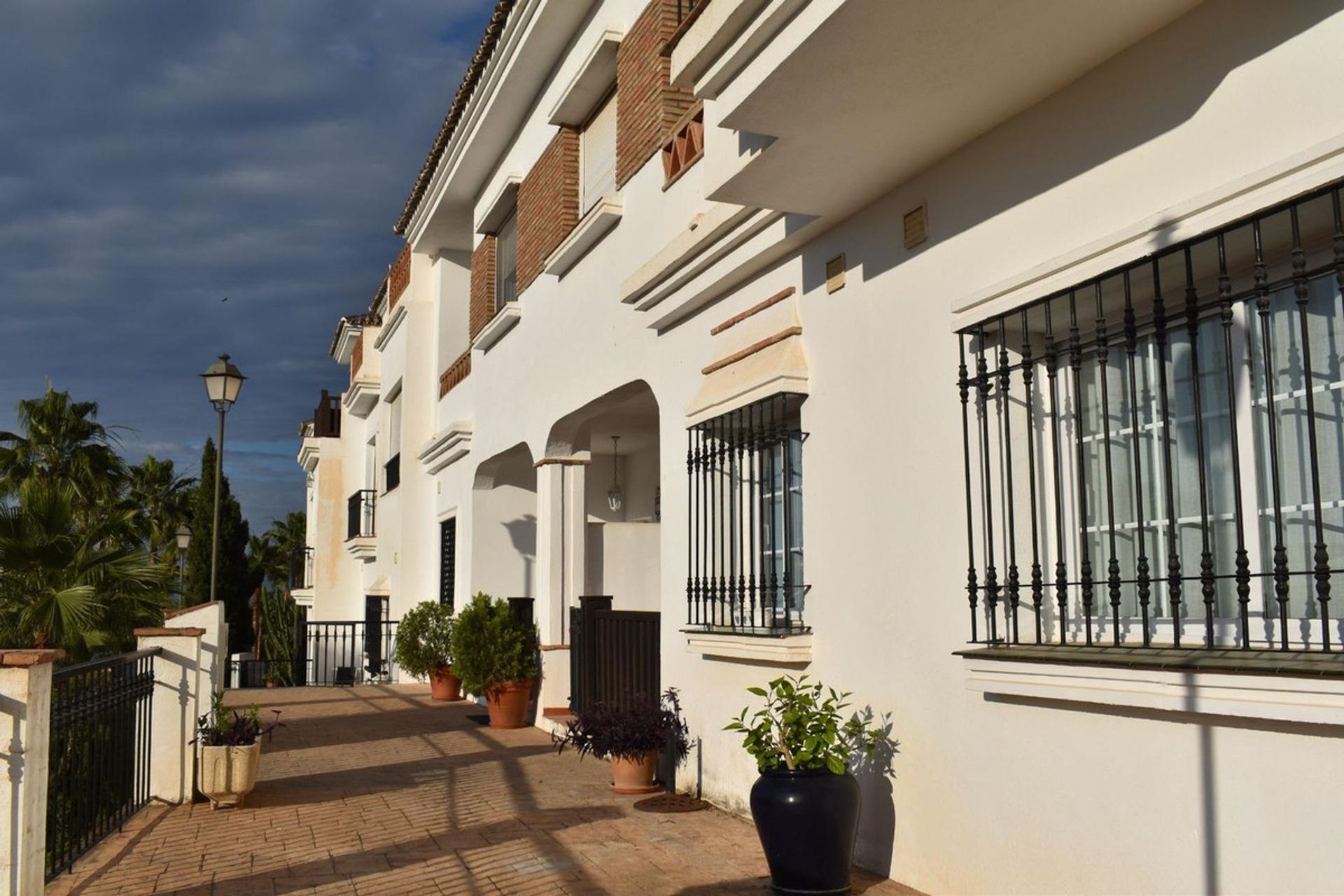 Casa nel Alhaurín de la Torre, Andalusia 12107365