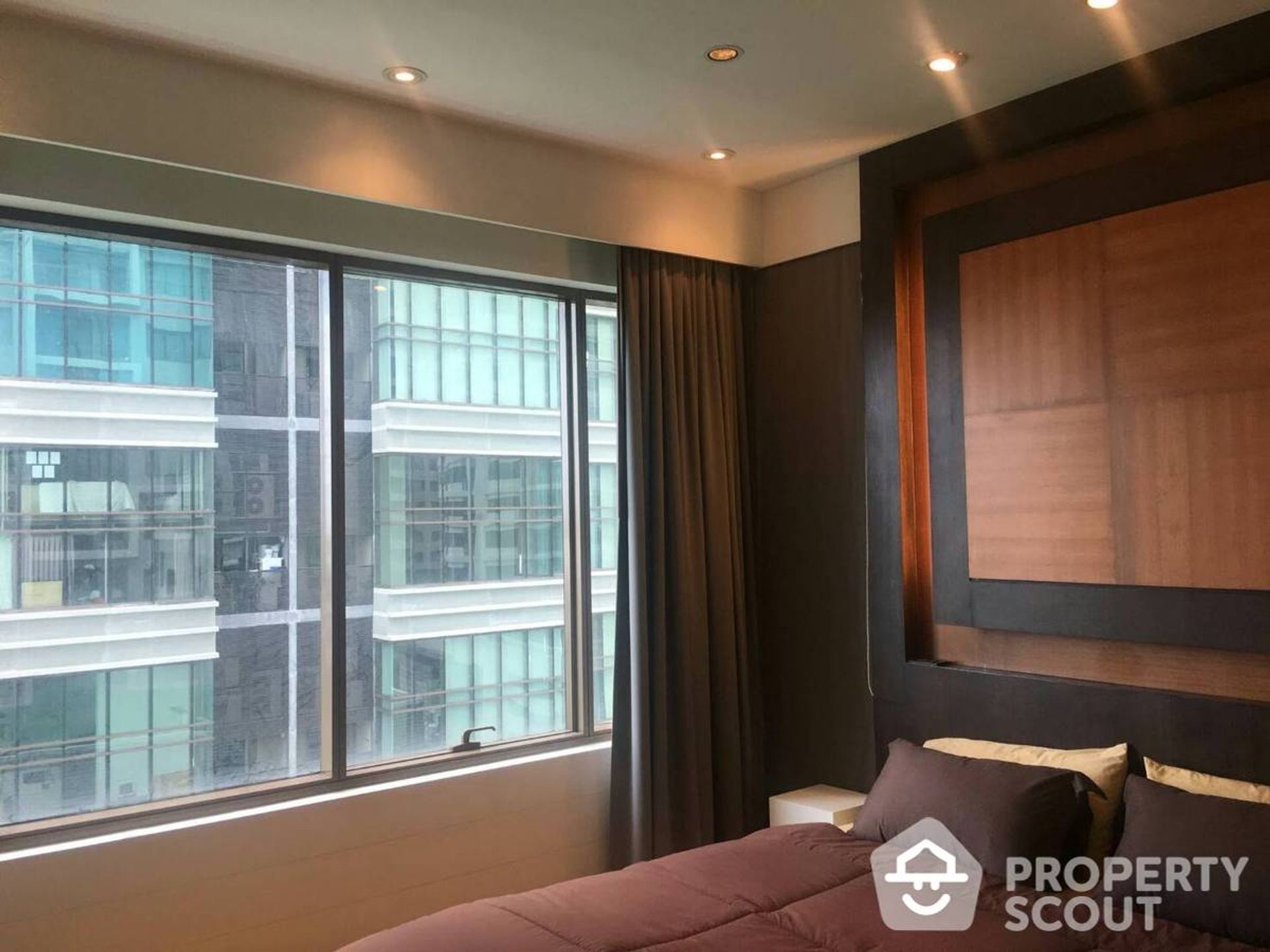 Condominium dans Khlong Toei, Krung Thep Maha Nakhon 12108449