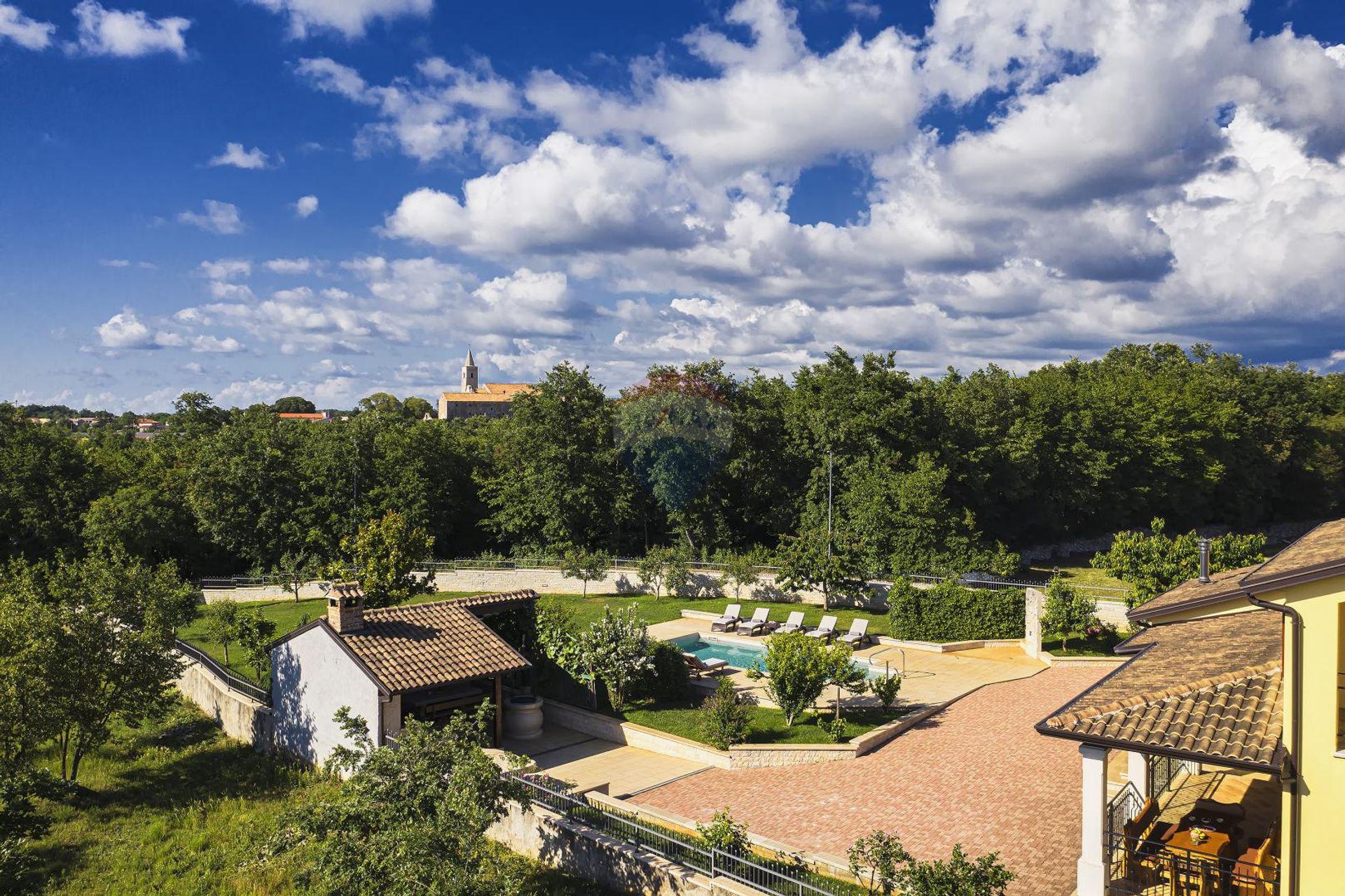 Будинок в Sveti Petar u Šumi, Istarska županija 12108498