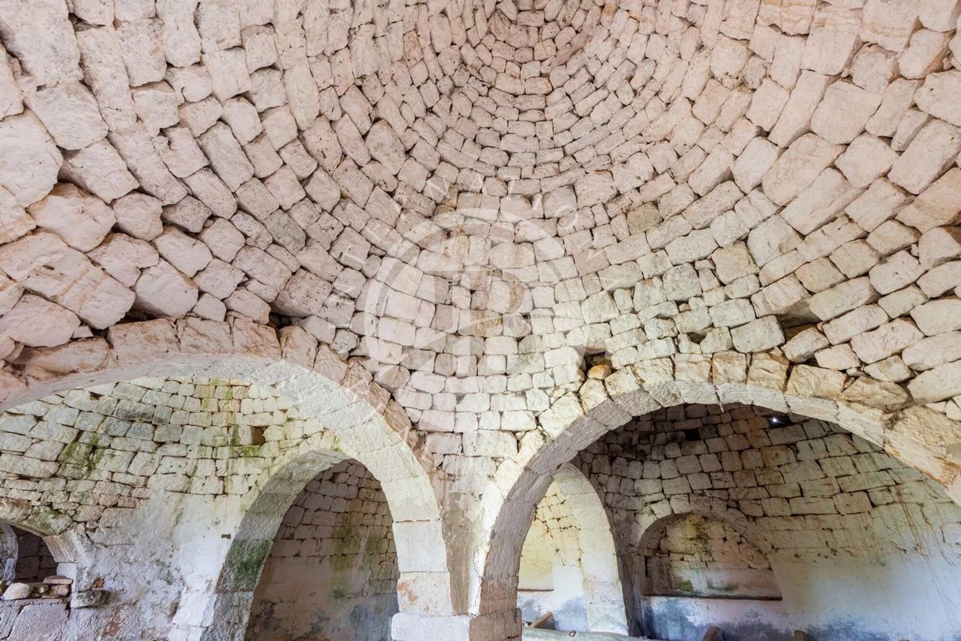 rumah dalam Ceglie Messapico, Puglia 12109048