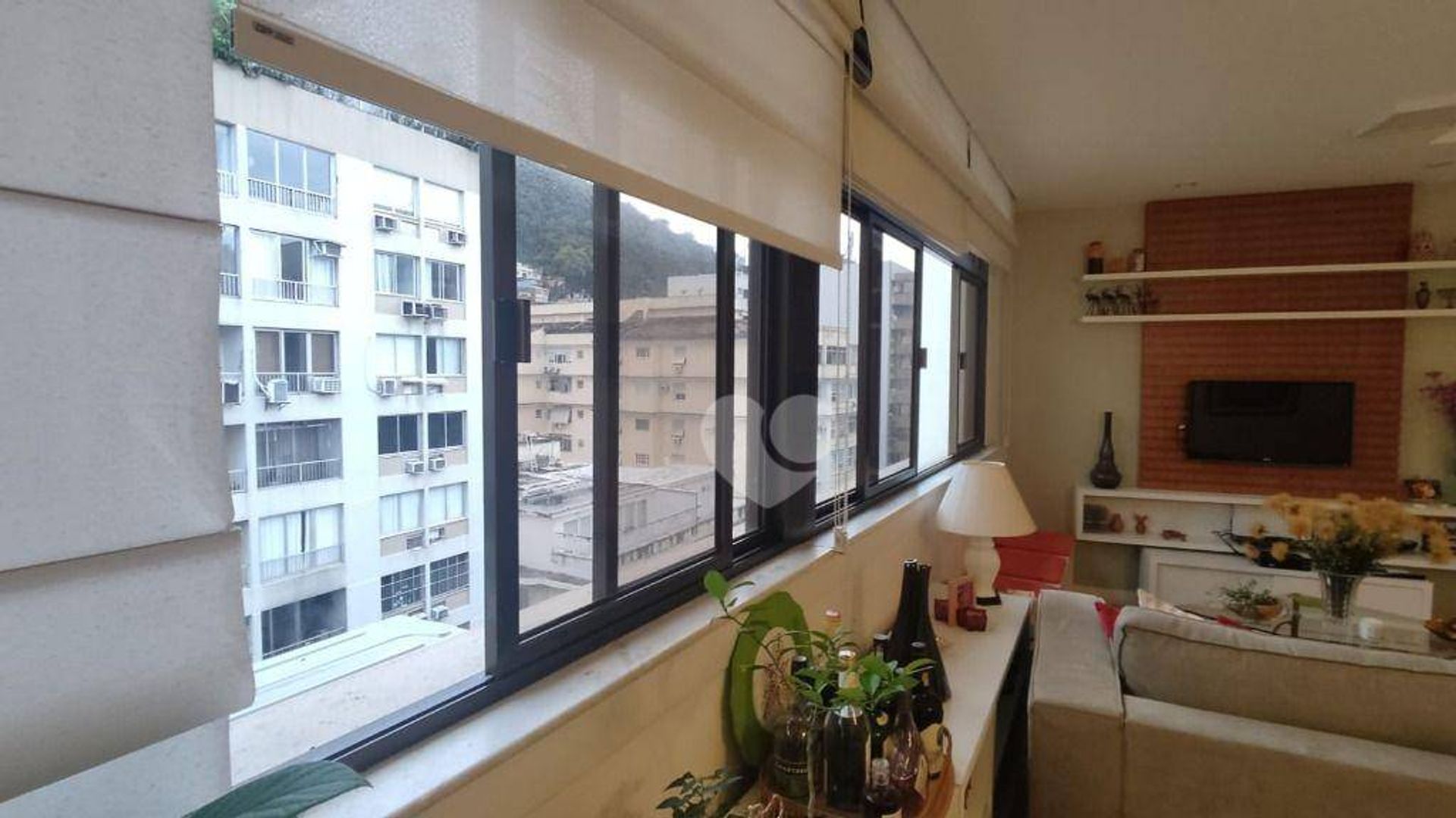 Condominium in Leme, Rio de Janeiro 12111352