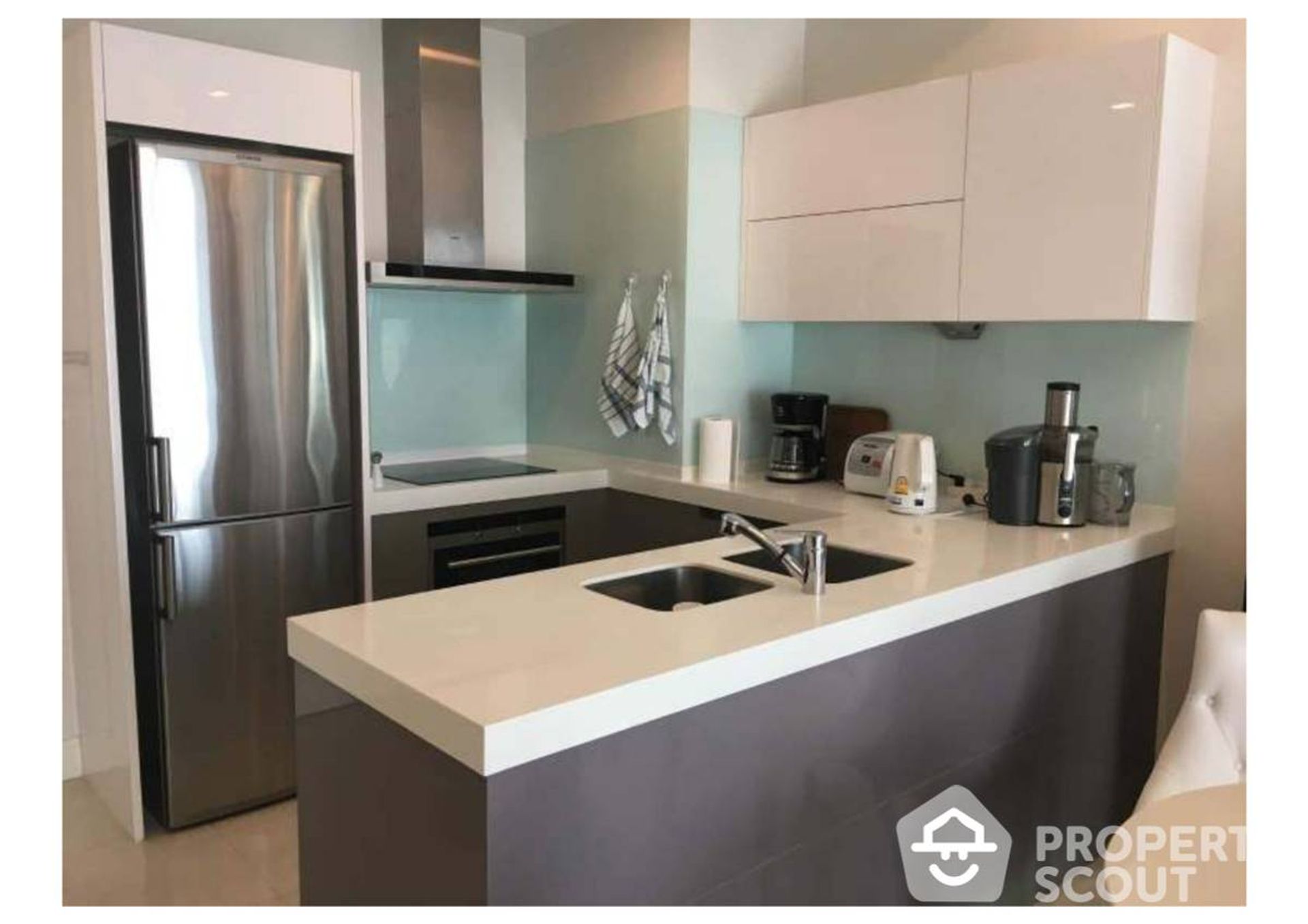 Condominium dans Pathum Wan, Krung Thep Maha Nakhon 12111429