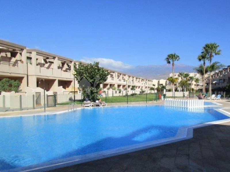 Condominium in El Médano, Canarias 12113358