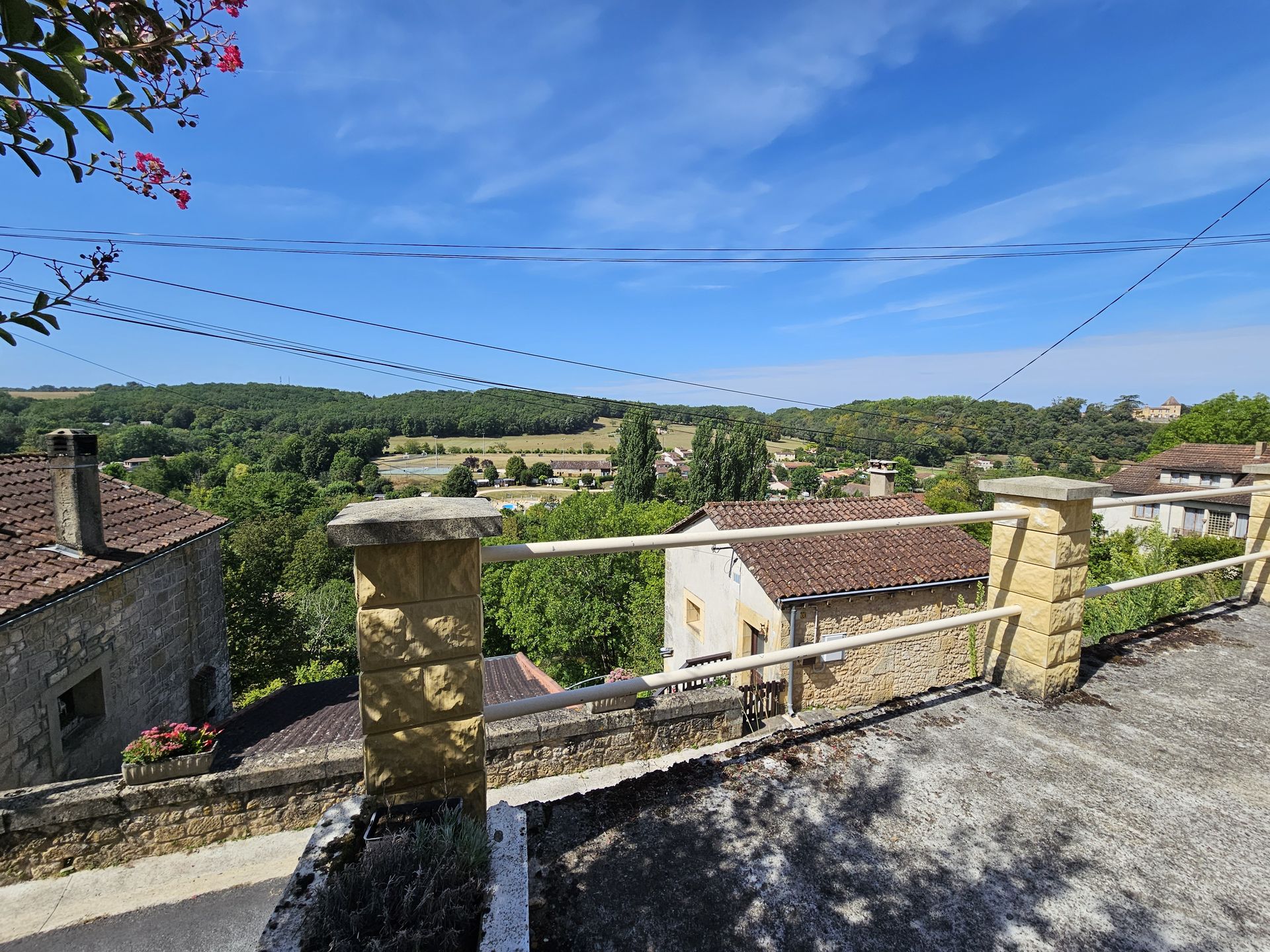 Haus im Couze-et-Saint-Front, Nouvelle-Aquitaine 12113496