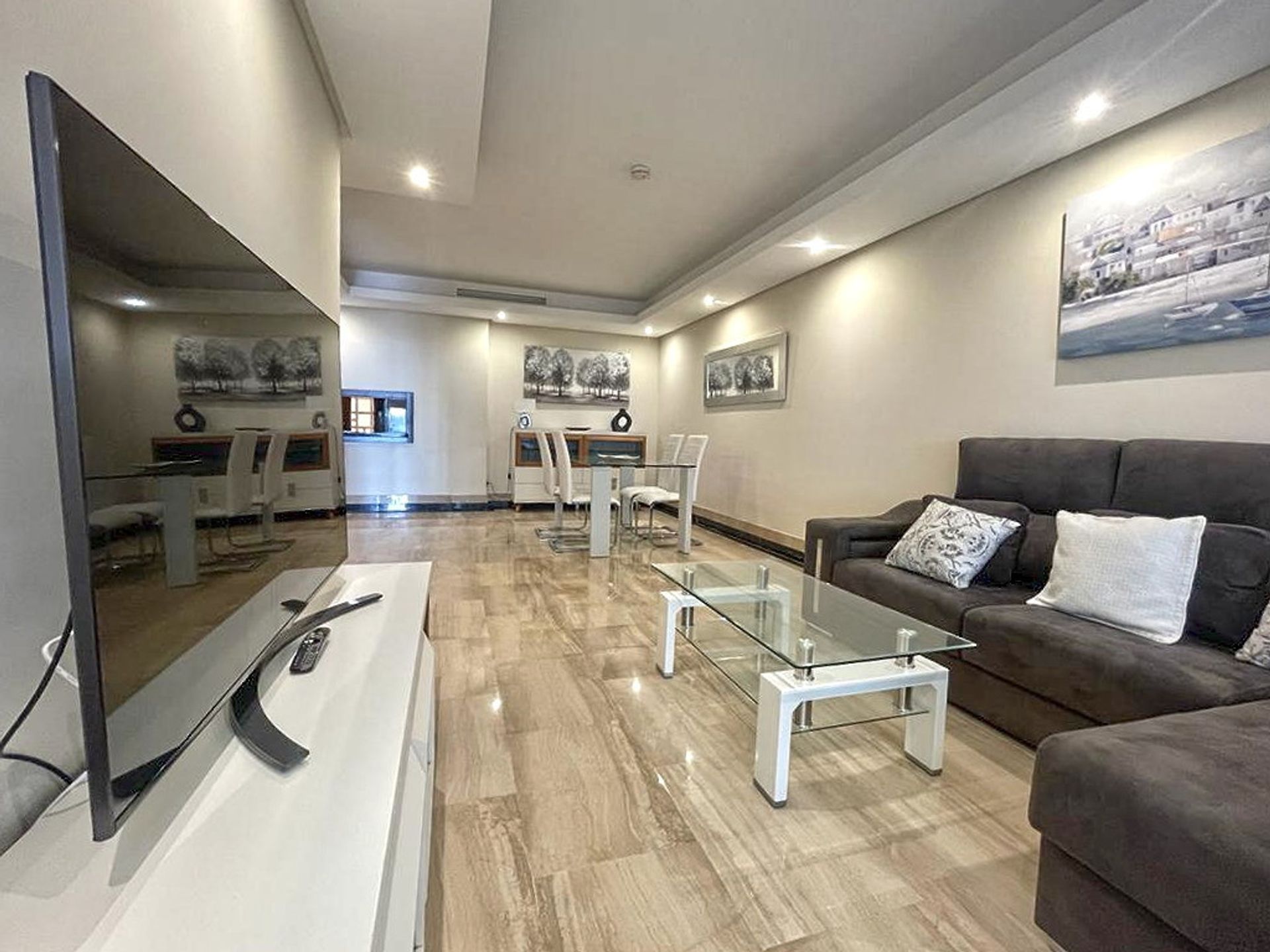 Condominium in Moncloa, Madrid 12115043