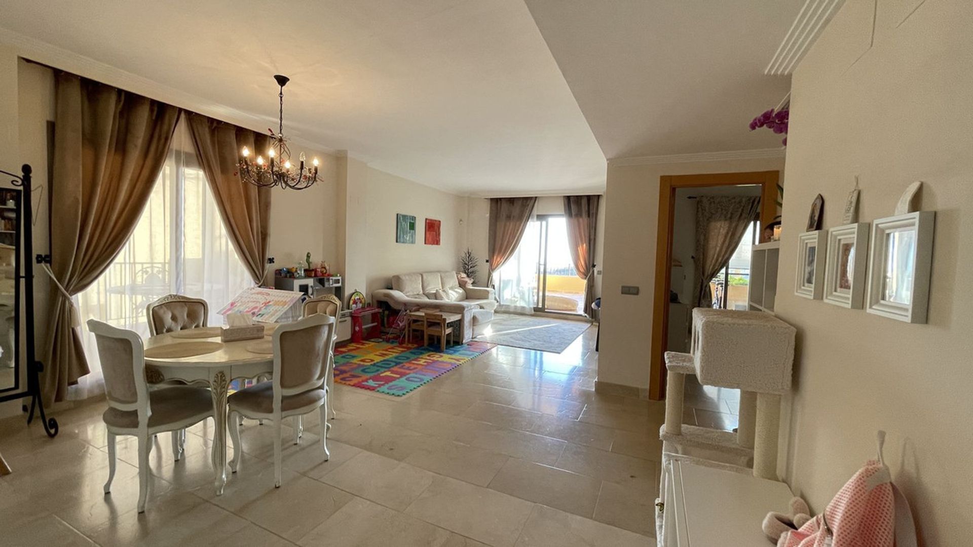 Condominio nel Benahavis, Andalusia 12115144