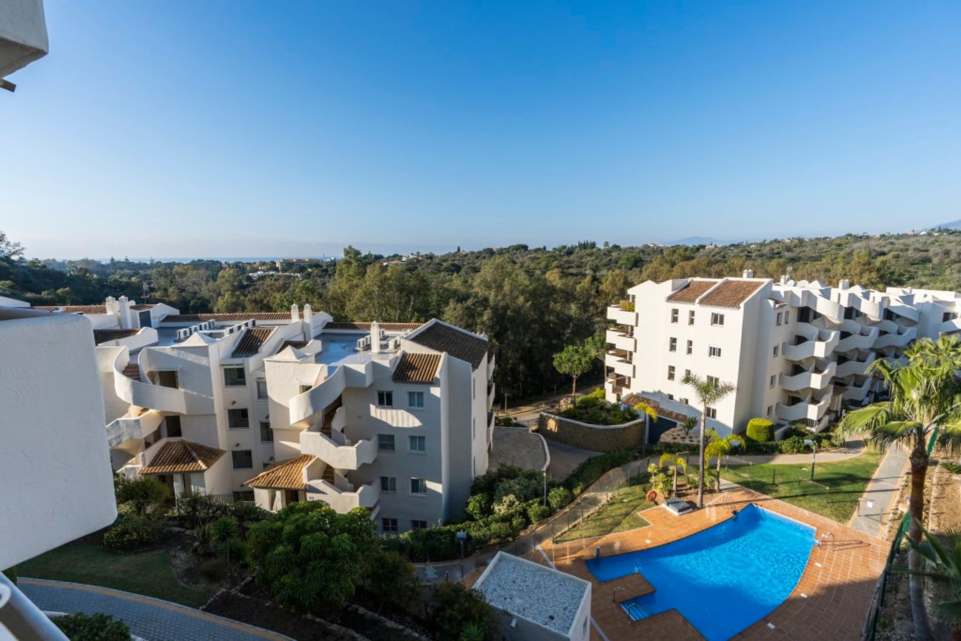 Condominium in Marbella, Andalucía 12115153