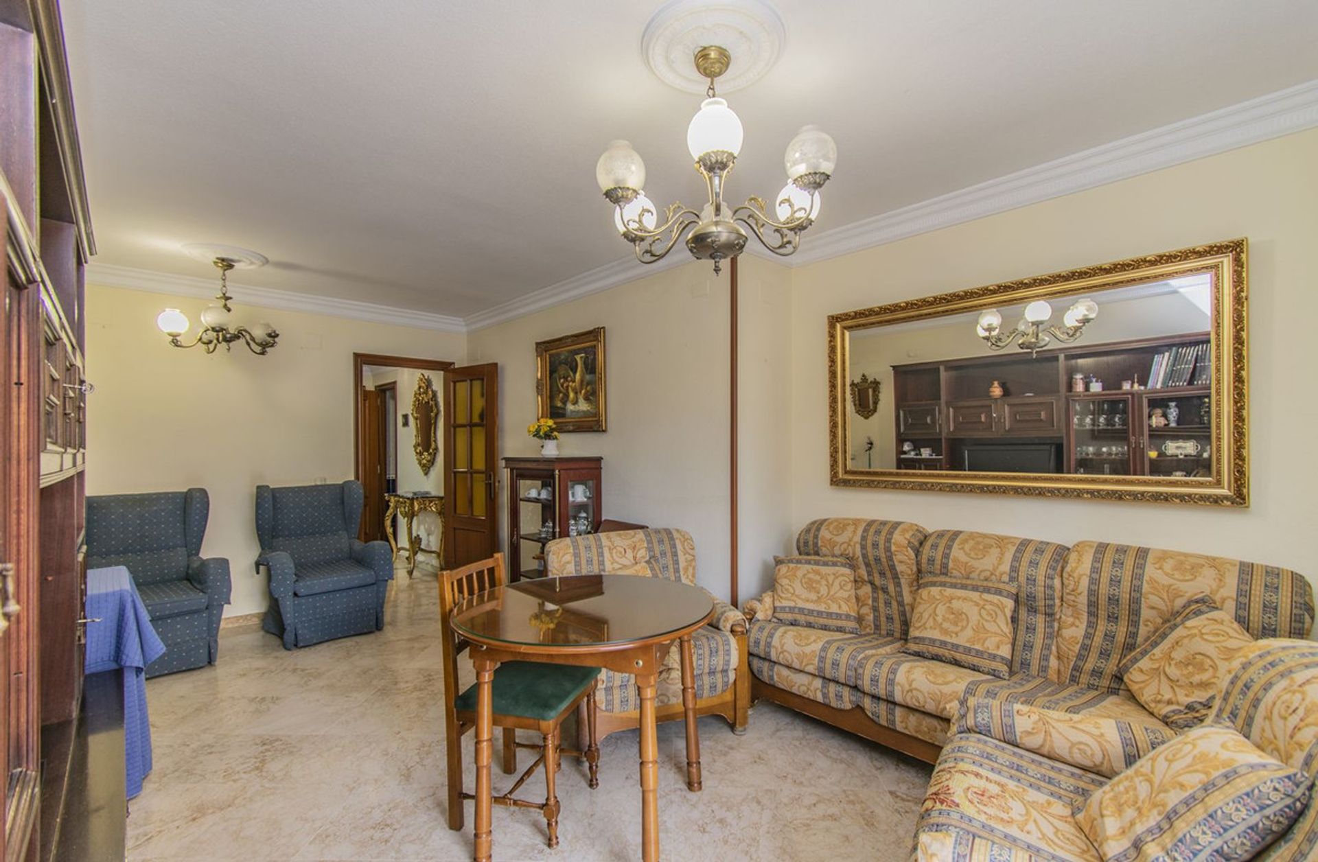 Condominium in Marbella, Andalusia 12115220