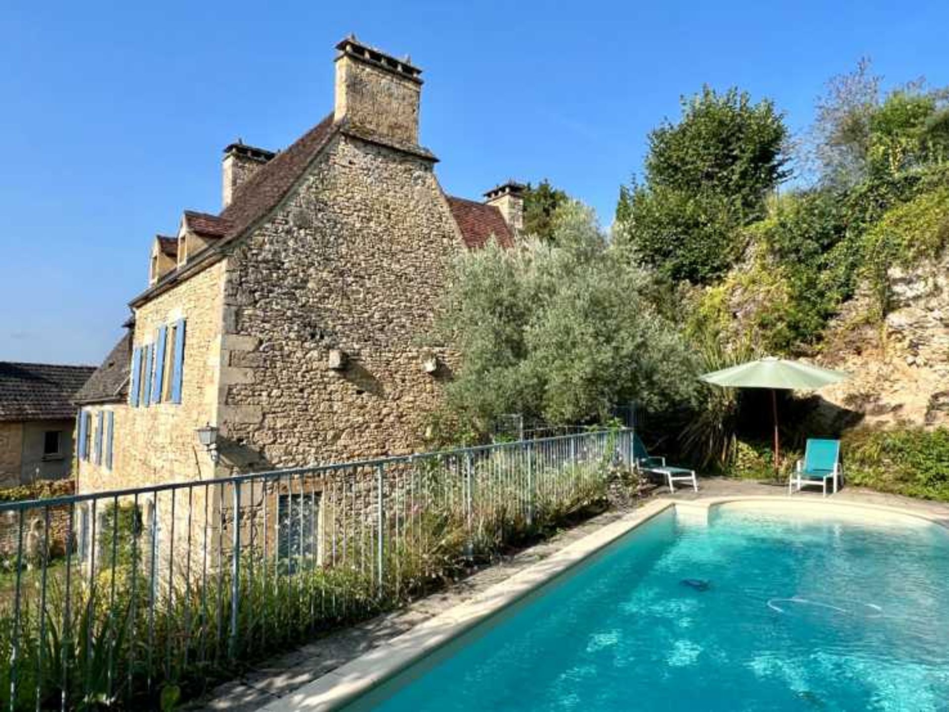 House in Sarlat-la-Caneda, Nouvelle-Aquitaine 12115236