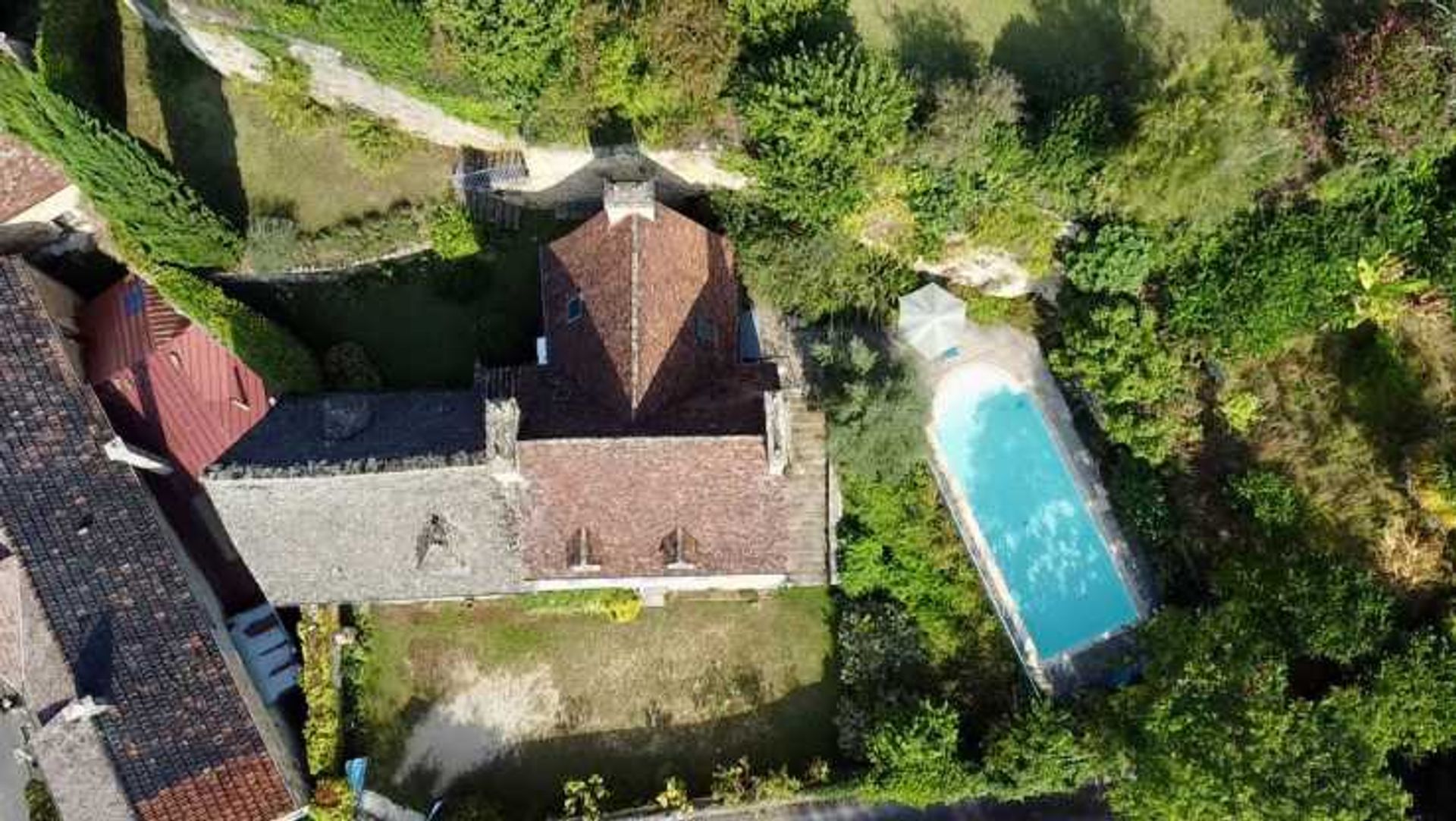 بيت في Sarlat-la-Caneda, Nouvelle-Aquitaine 12115236