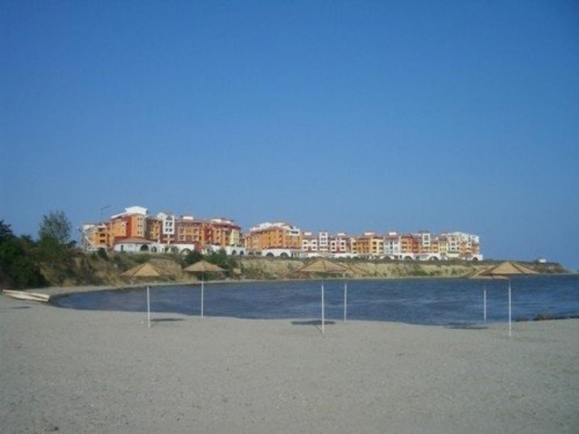 Condominium dans Aheloy, Burgas 12116400