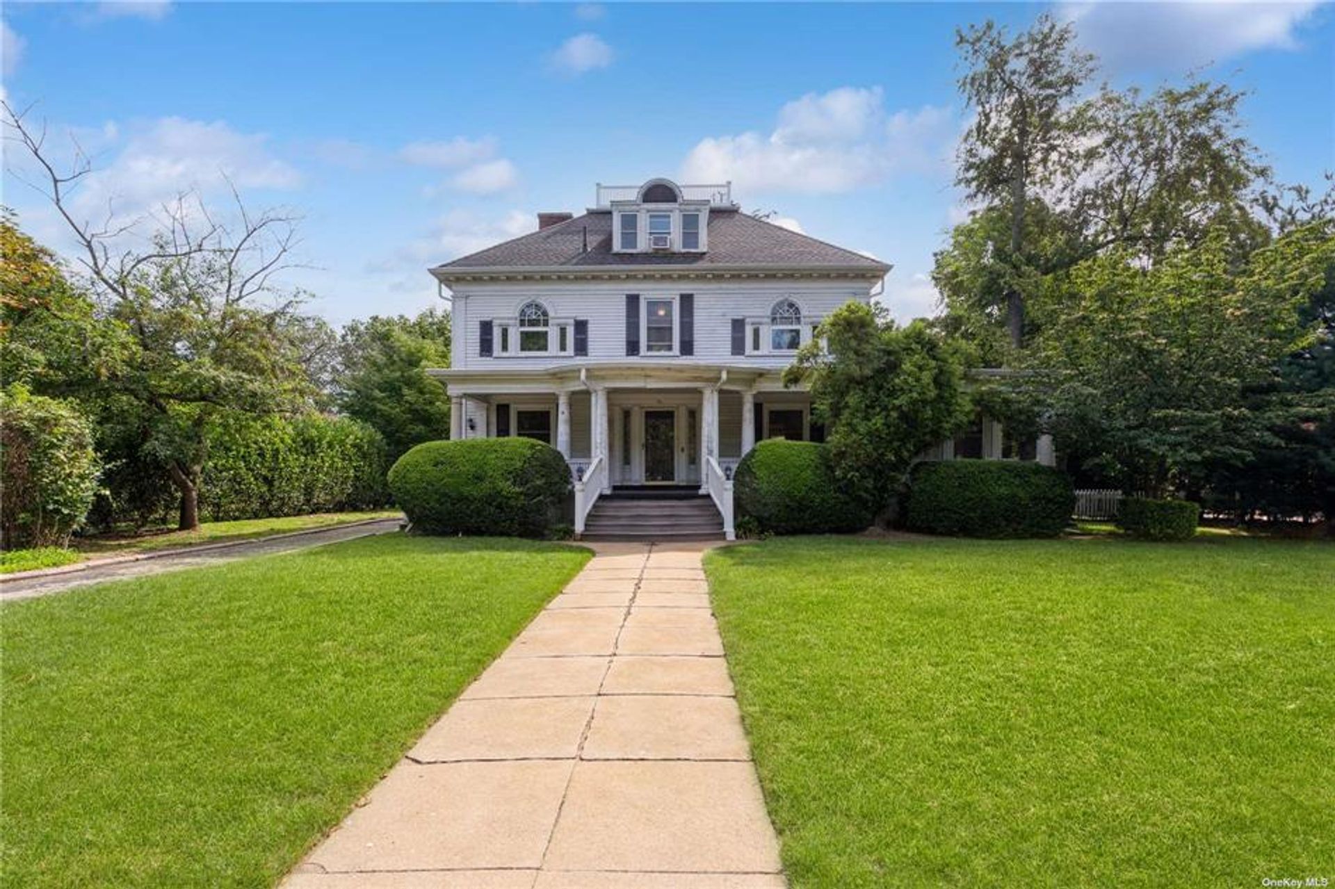 casa en Ciudad Jardín, Nueva York 12116949